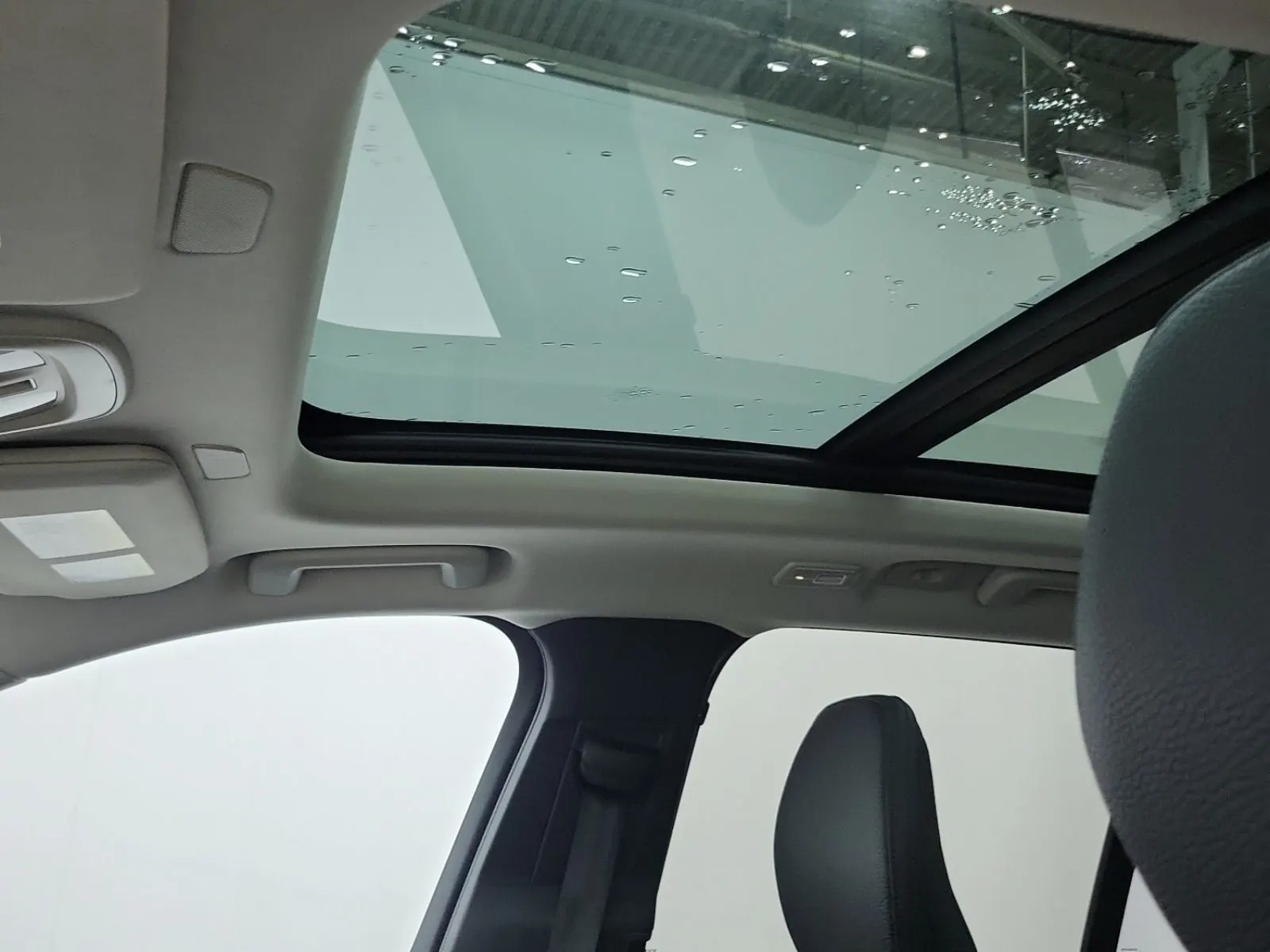 Interior Roof Photo