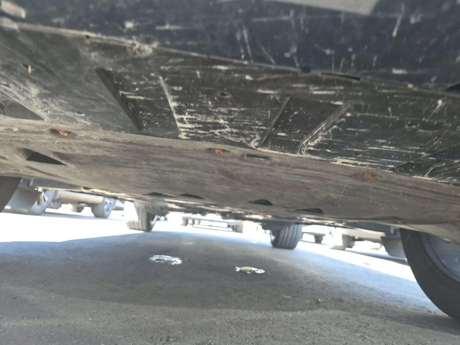 Undercarriage - Front Photo