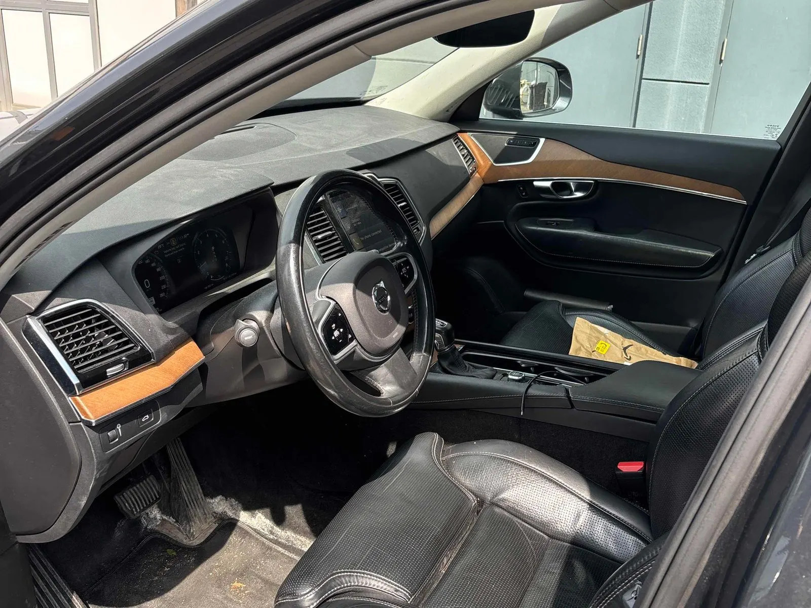 Interior driver side