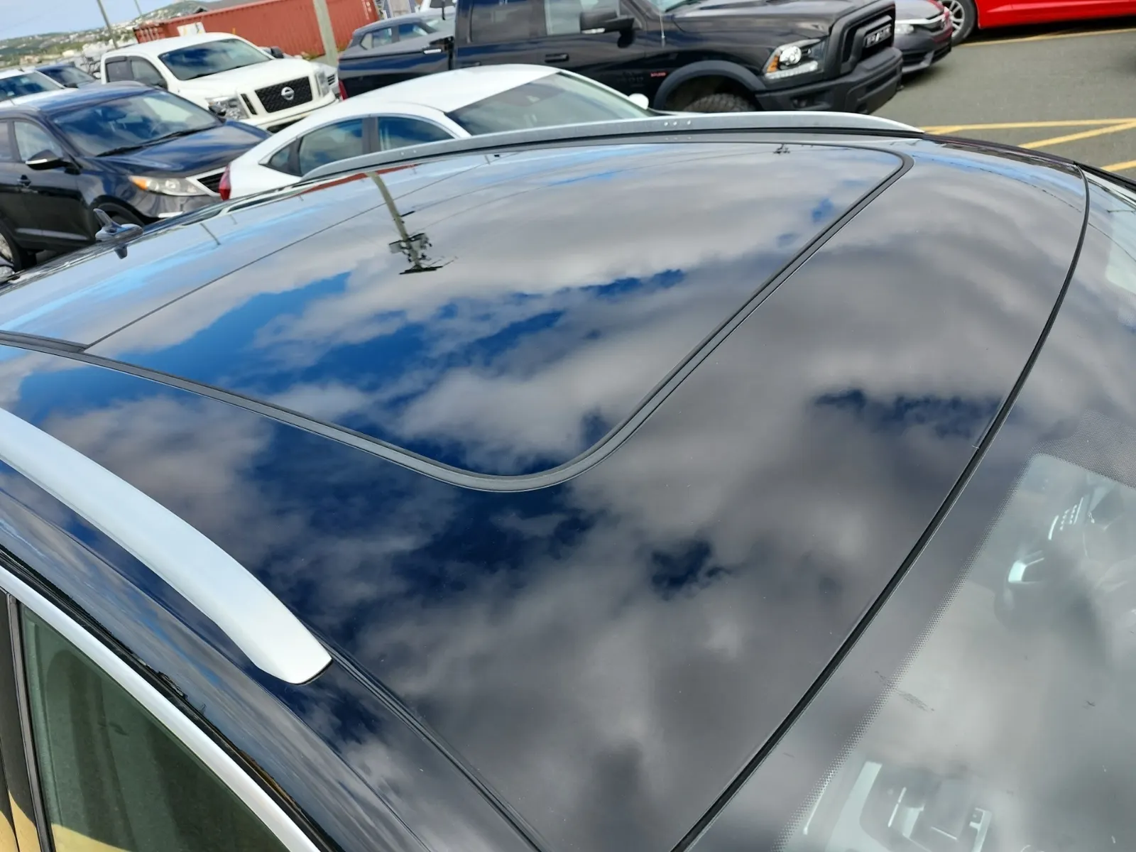 Exterior Roof Photo