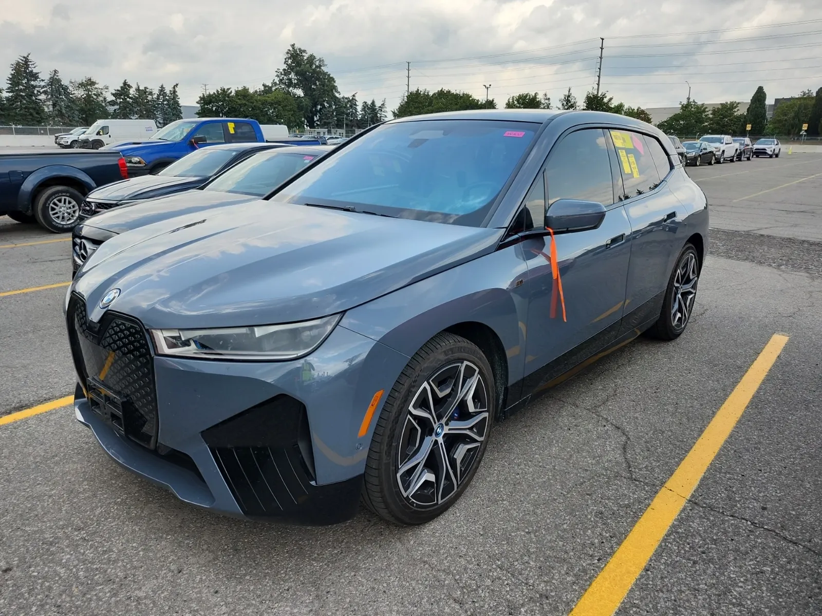 2023 BMW iX