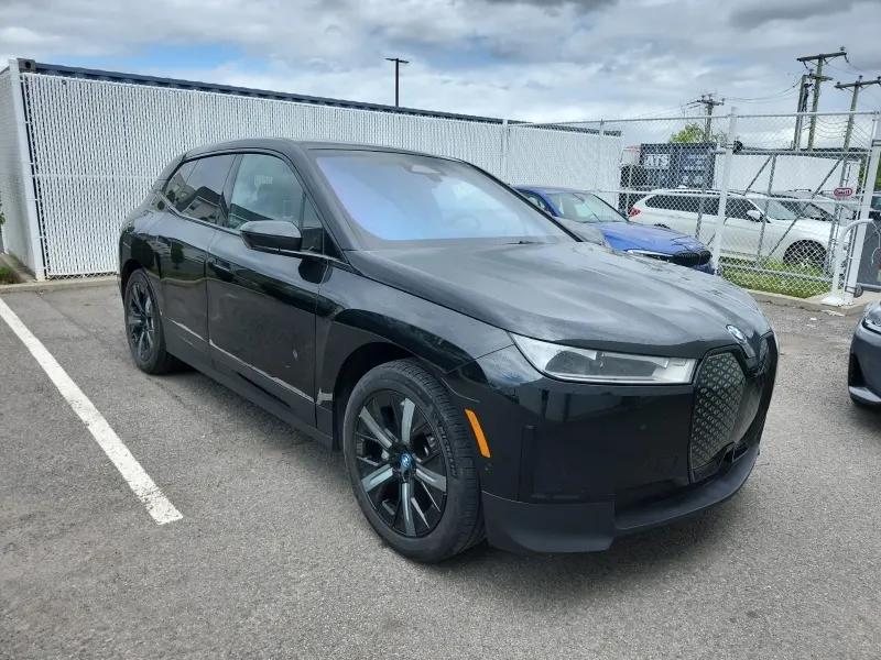 2023 BMW iX