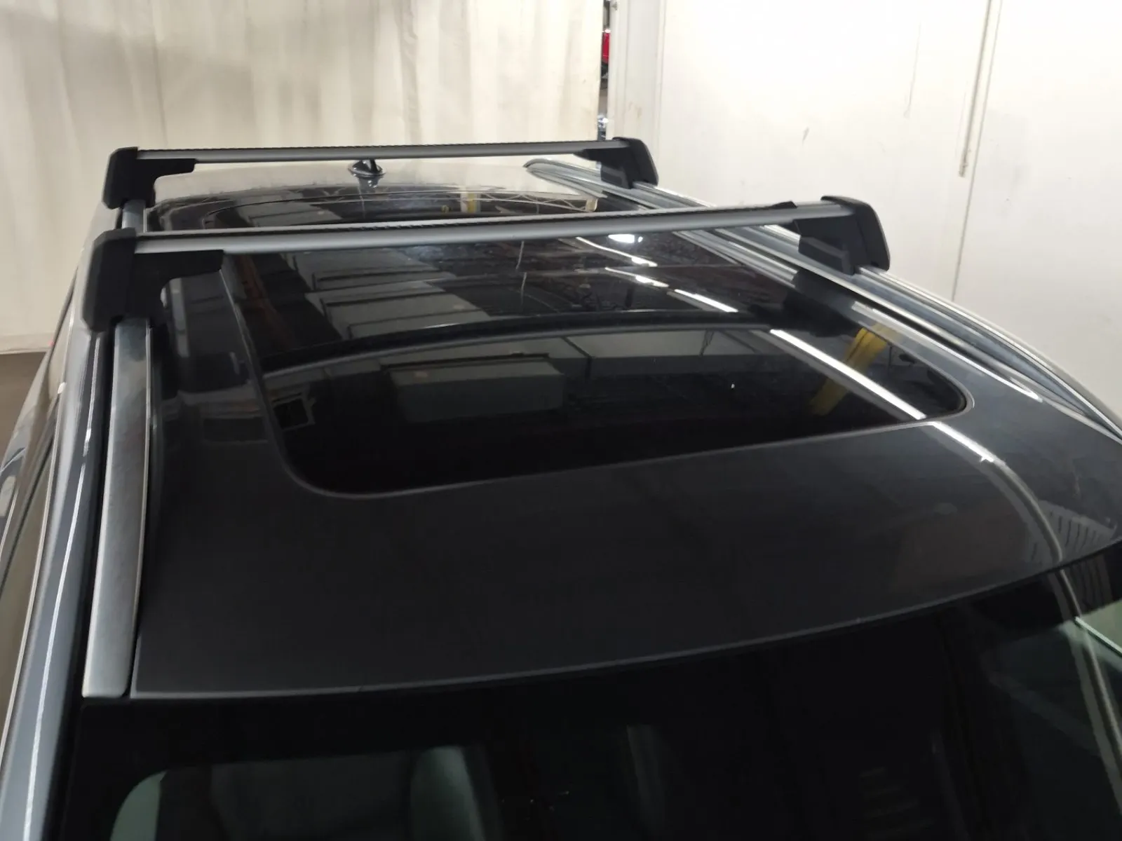 Exterior Roof Photo