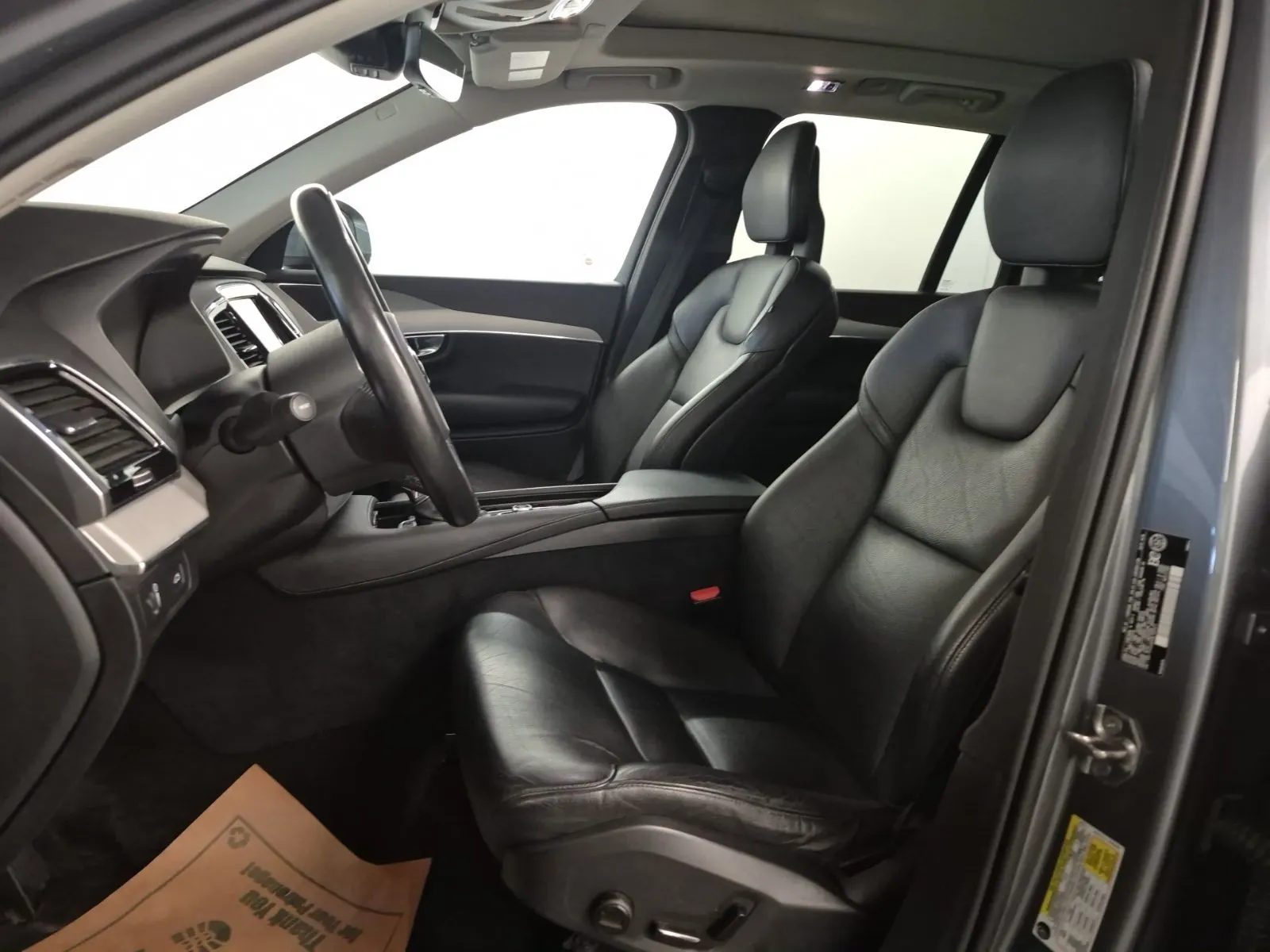 Front Interior Photo