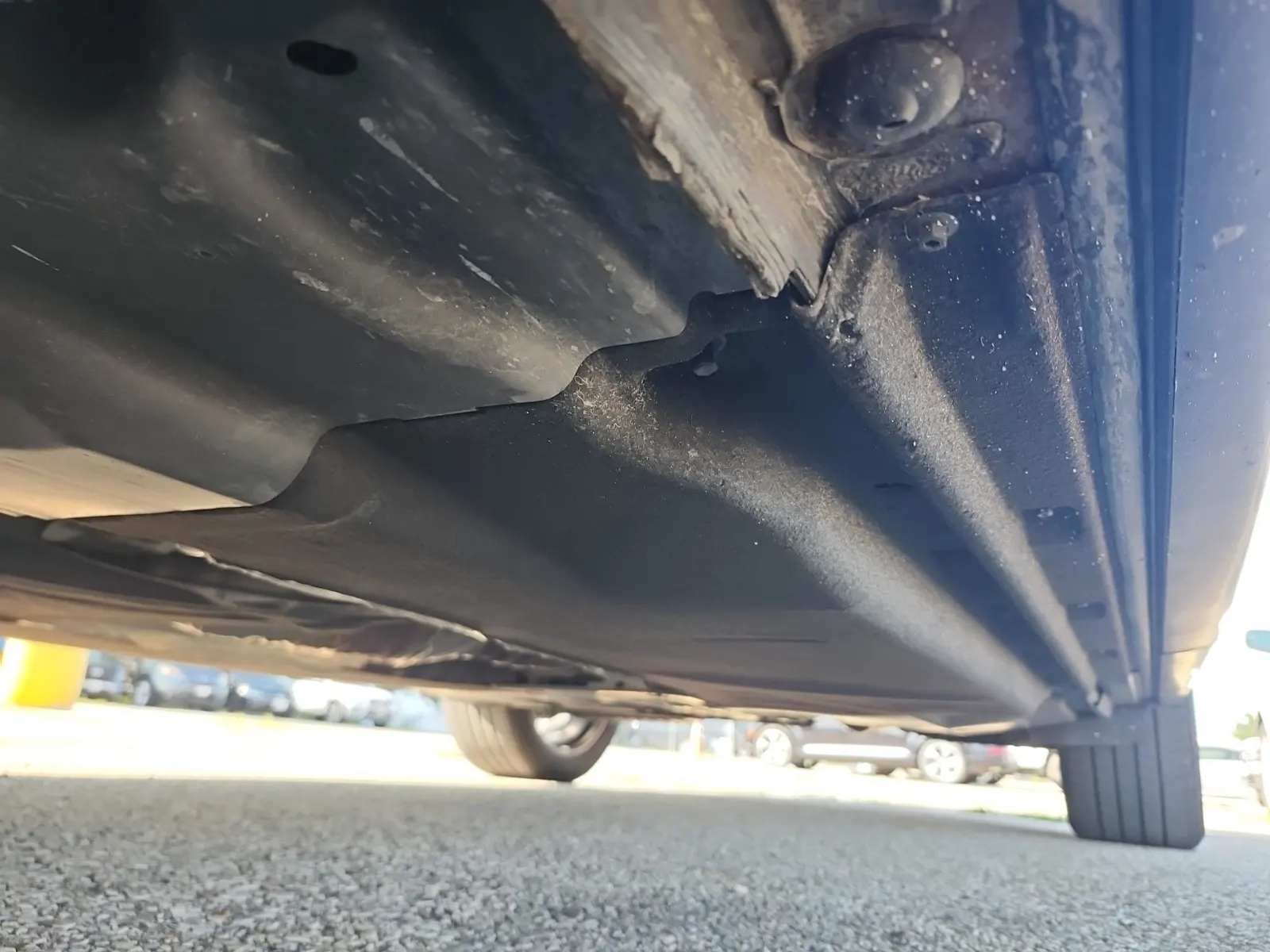 Undercarriage - Driver Photo