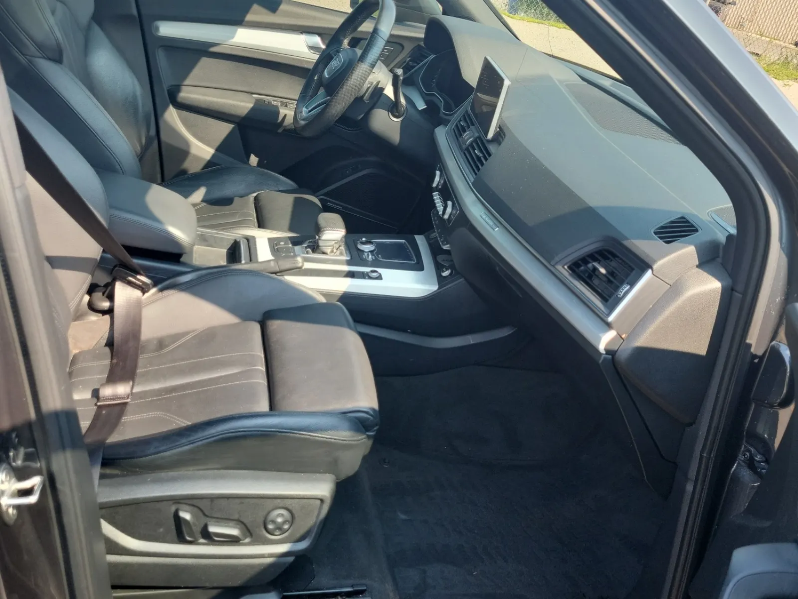Right Side Interior Photo