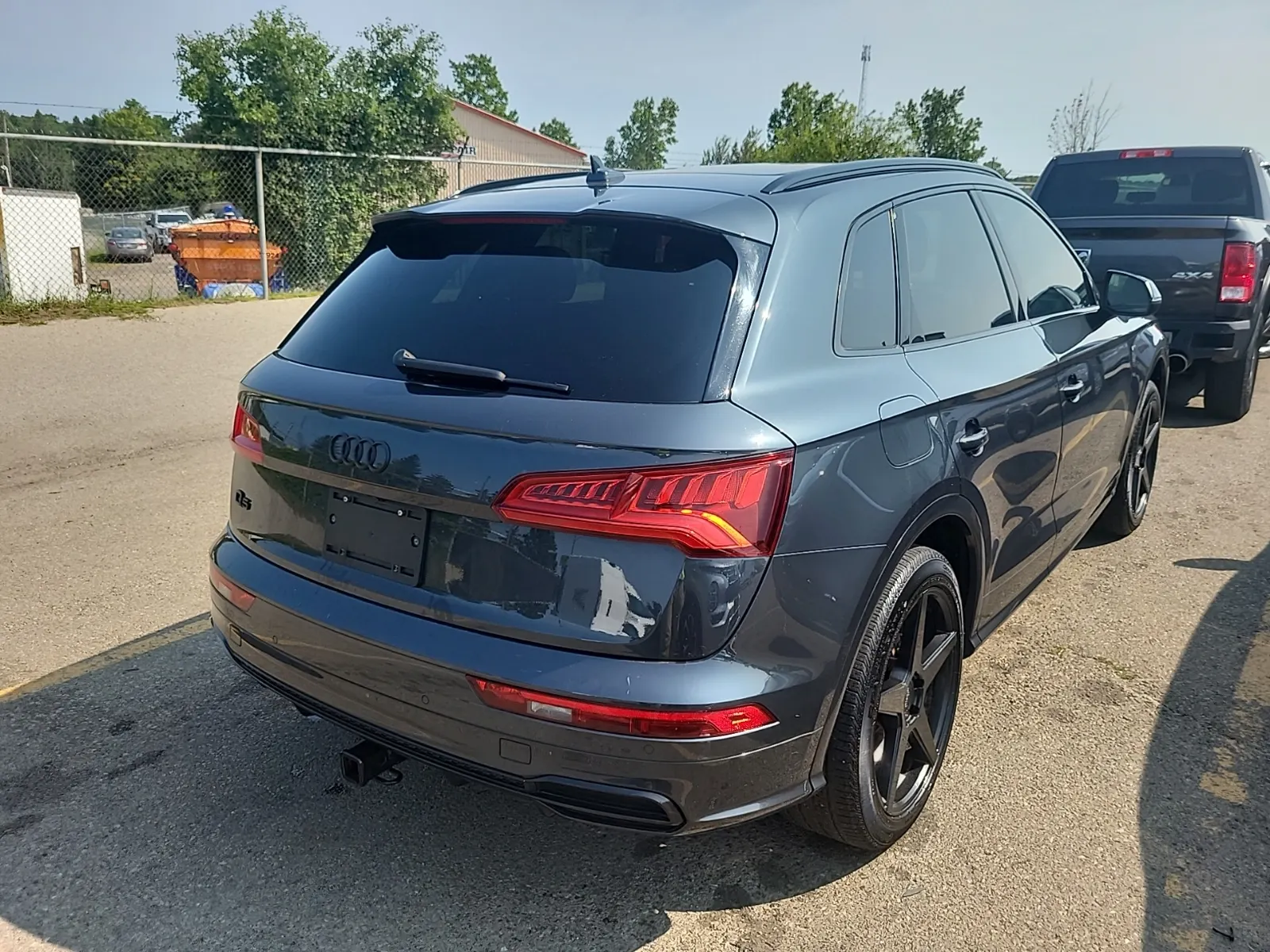 Passenger Rear 3/4 Photo