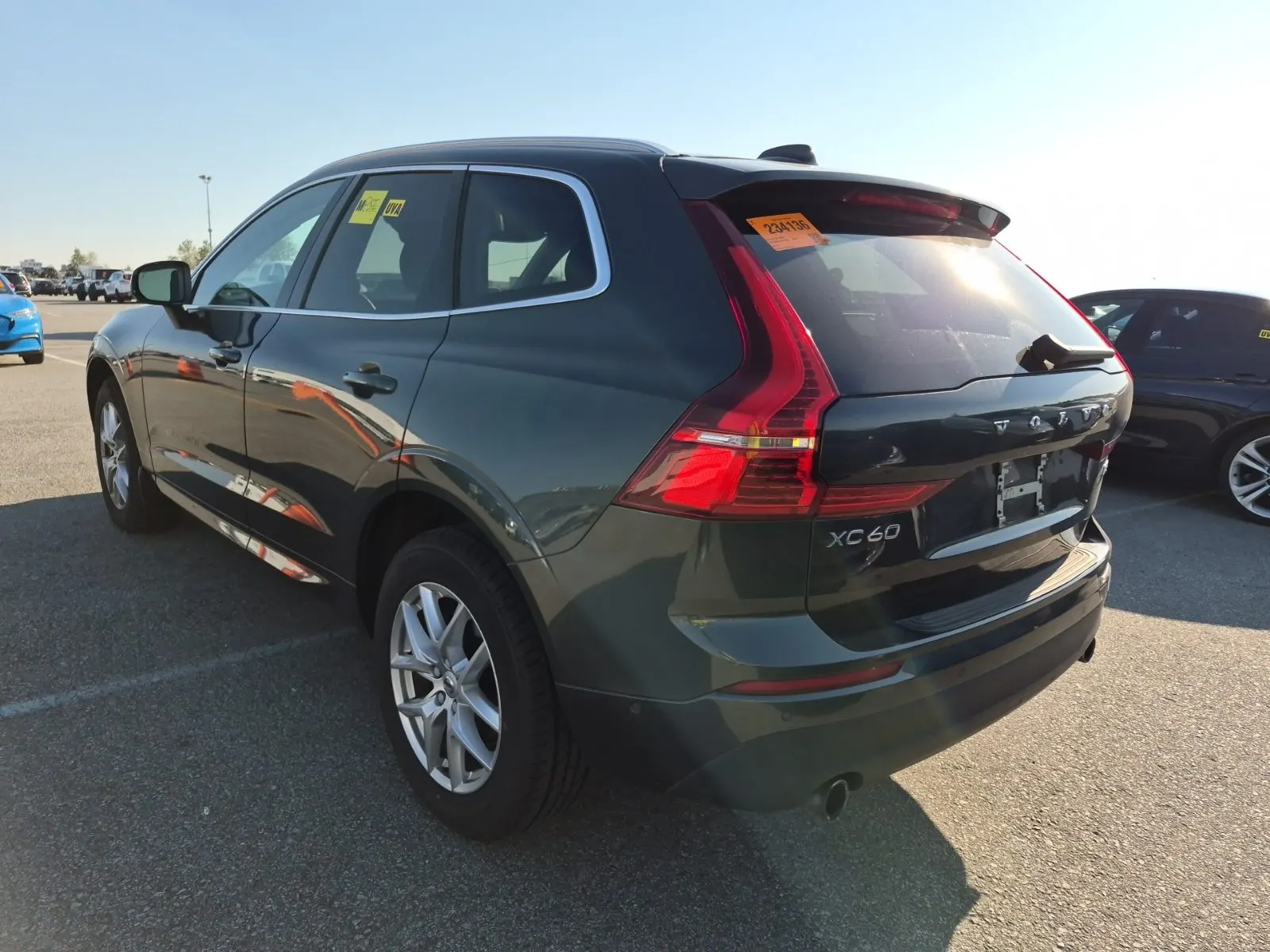 Driver Rear 3/4 Photo
