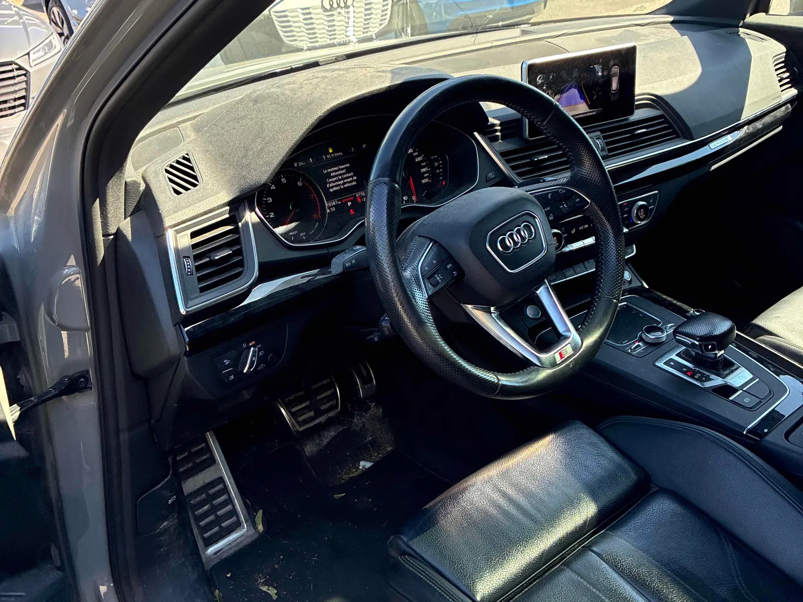 Interior driver side