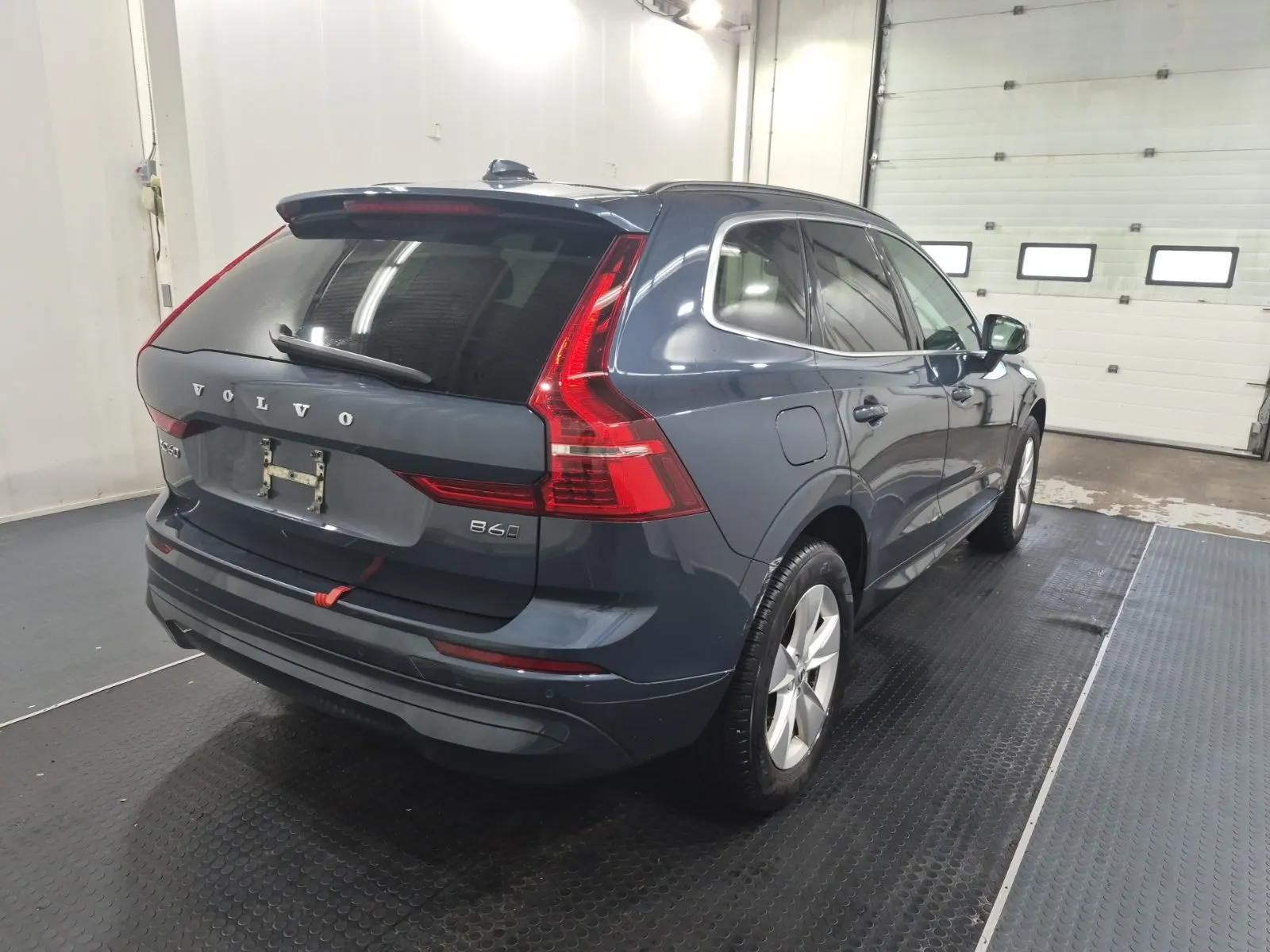 Passenger Rear 3/4 Photo