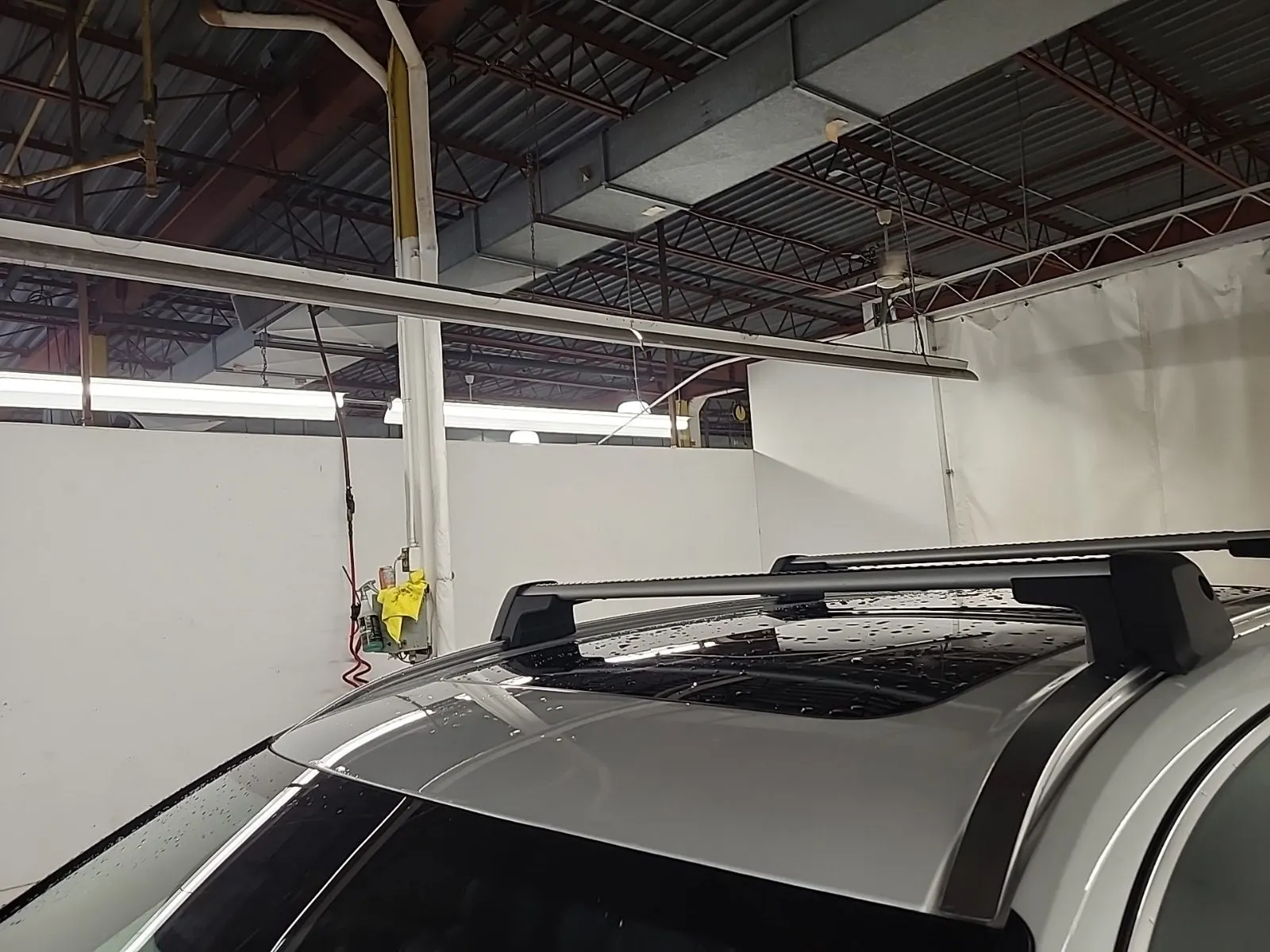 Exterior Roof Photo