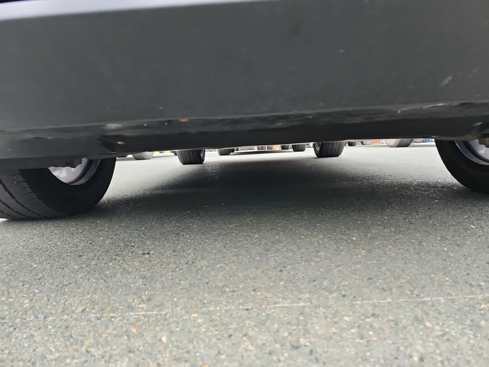 Undercarriage - Front Photo