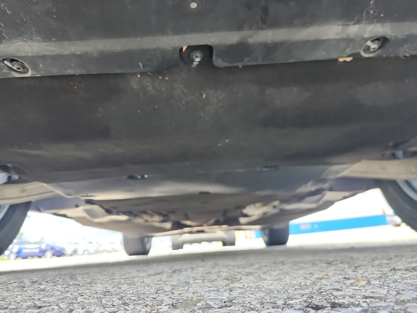 Undercarriage - Front Photo