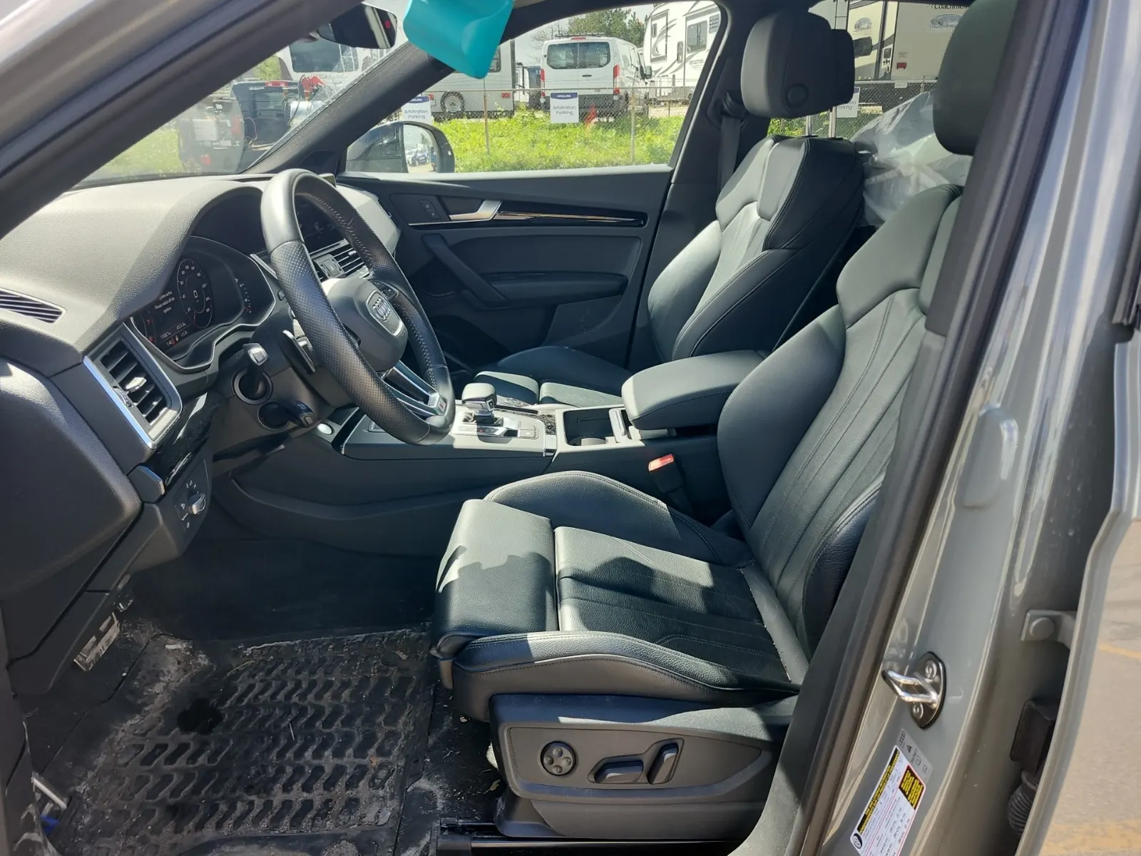 Front Interior Photo