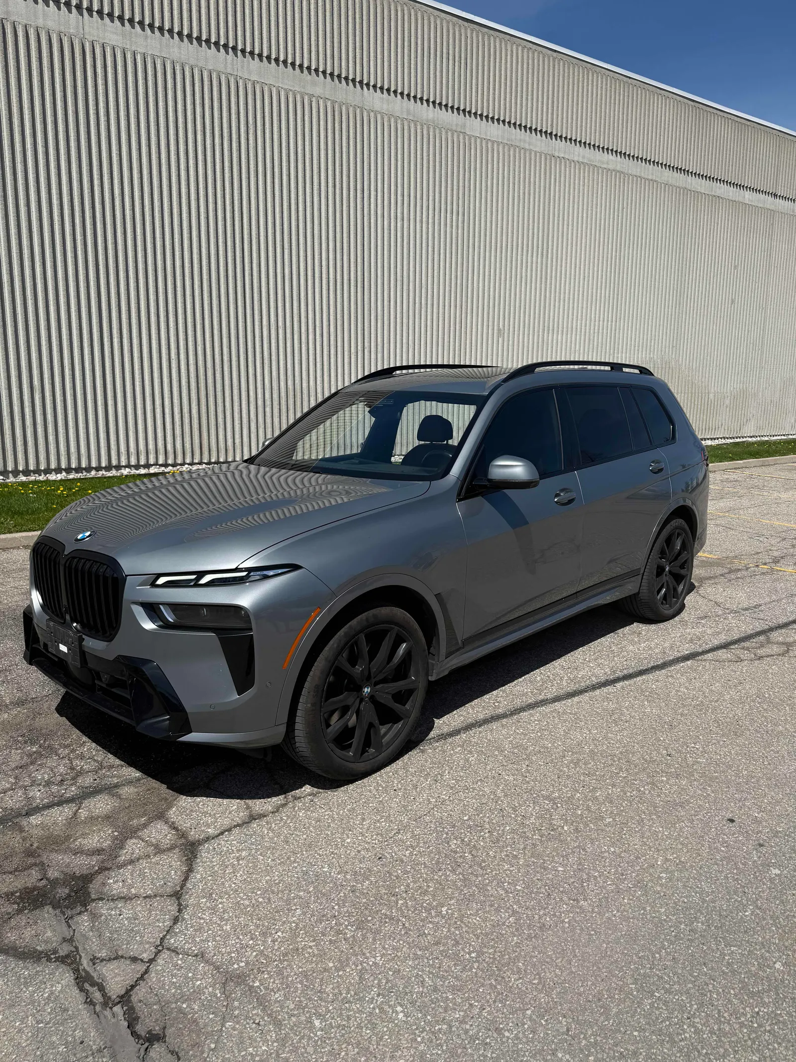 2023 BMW X7