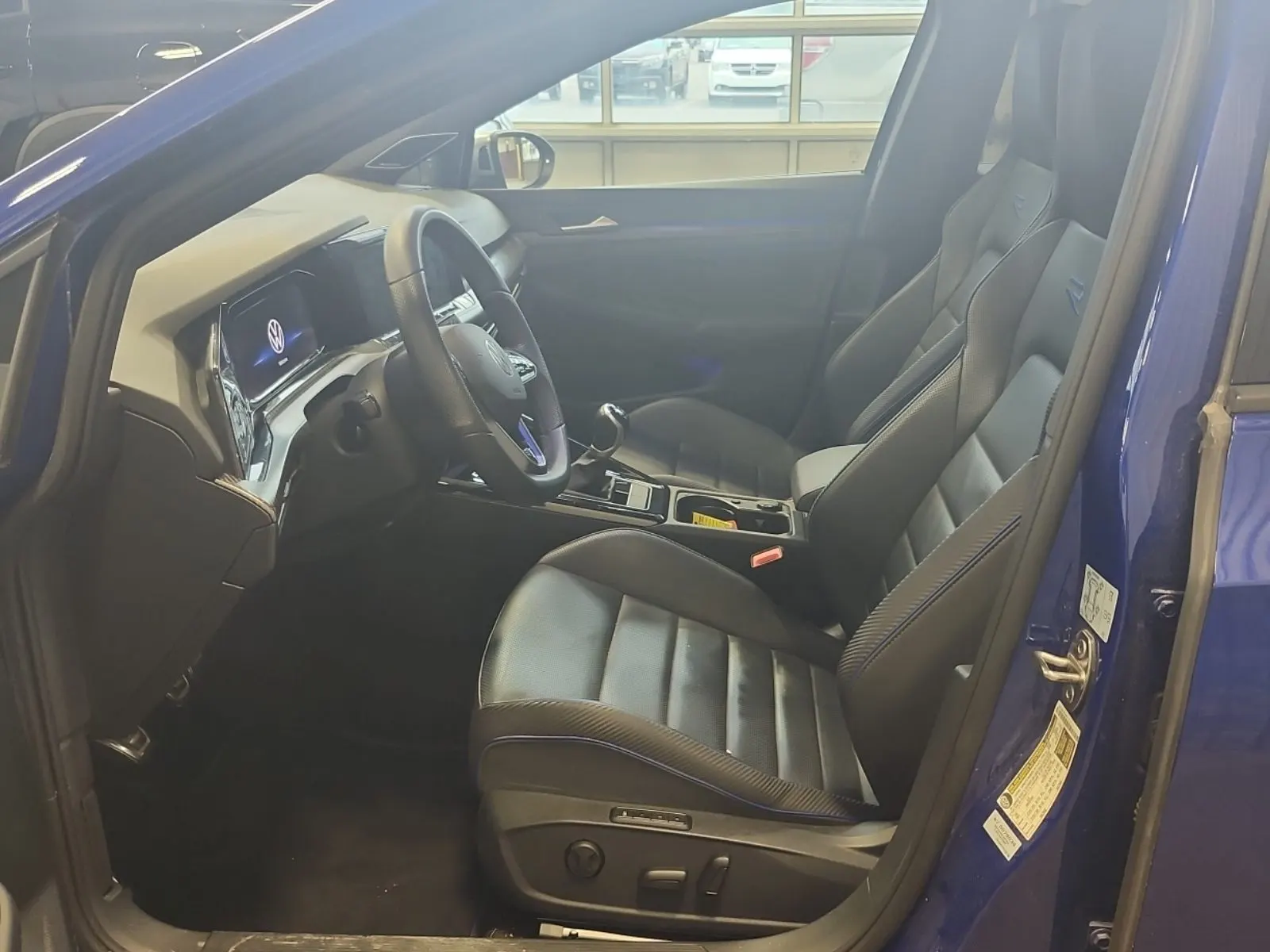 Front Interior Photo