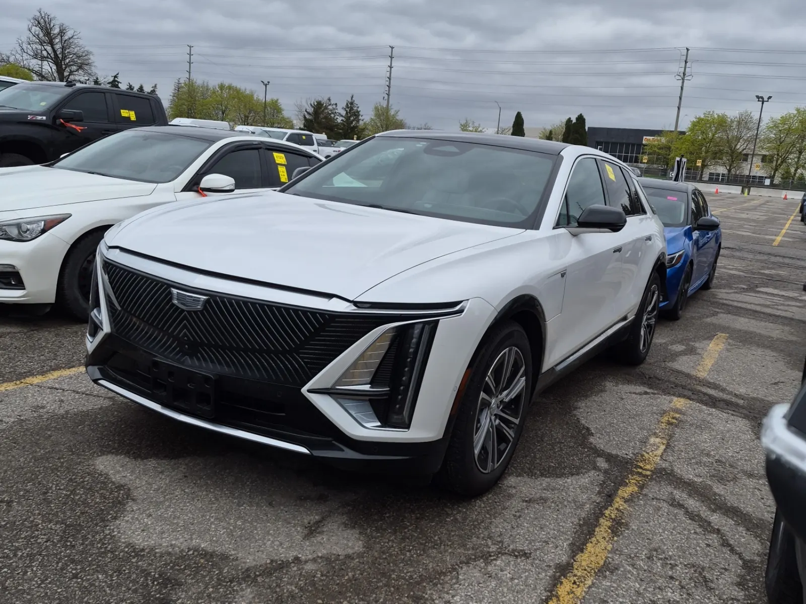 2024 Cadillac LYRIQ