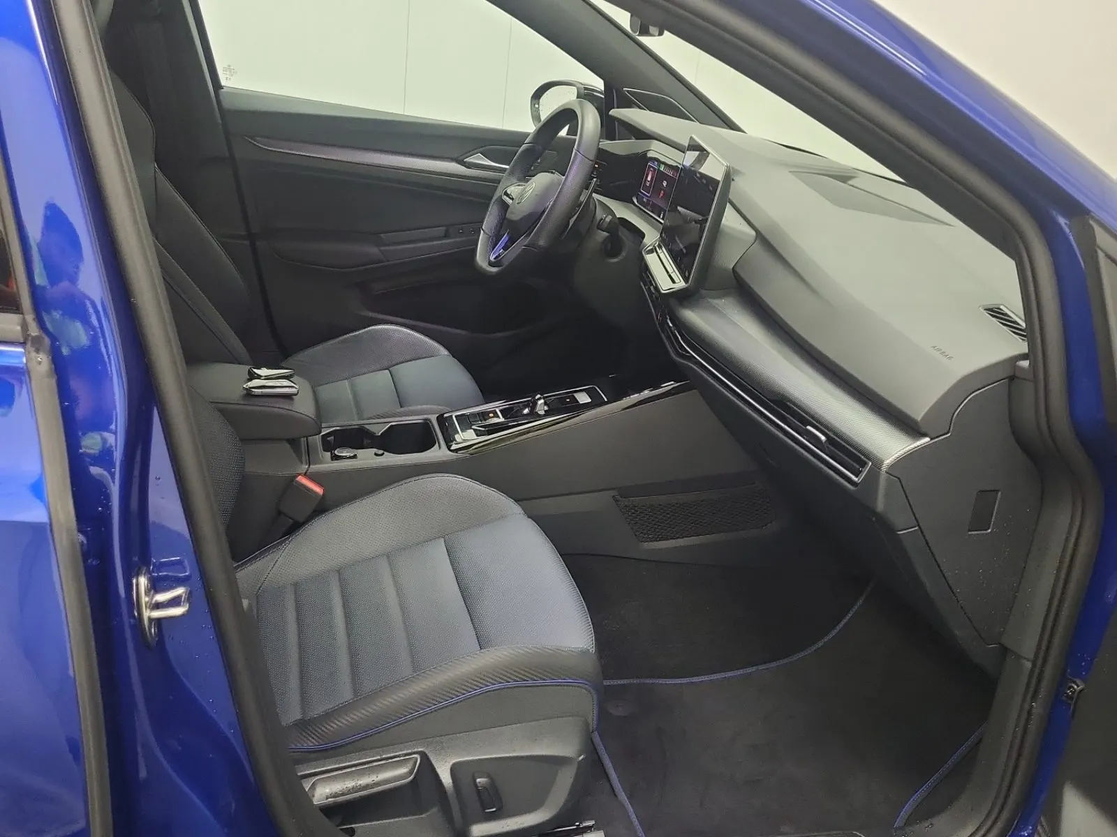 Right Side Interior Photo