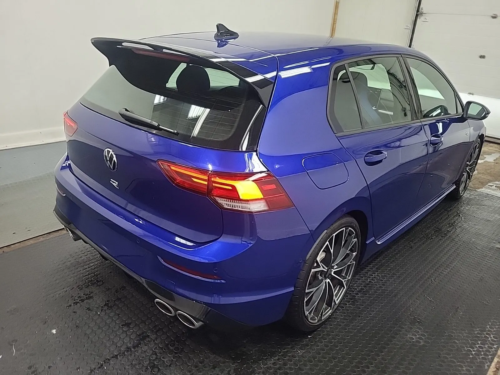 Passenger Rear 3/4 Photo