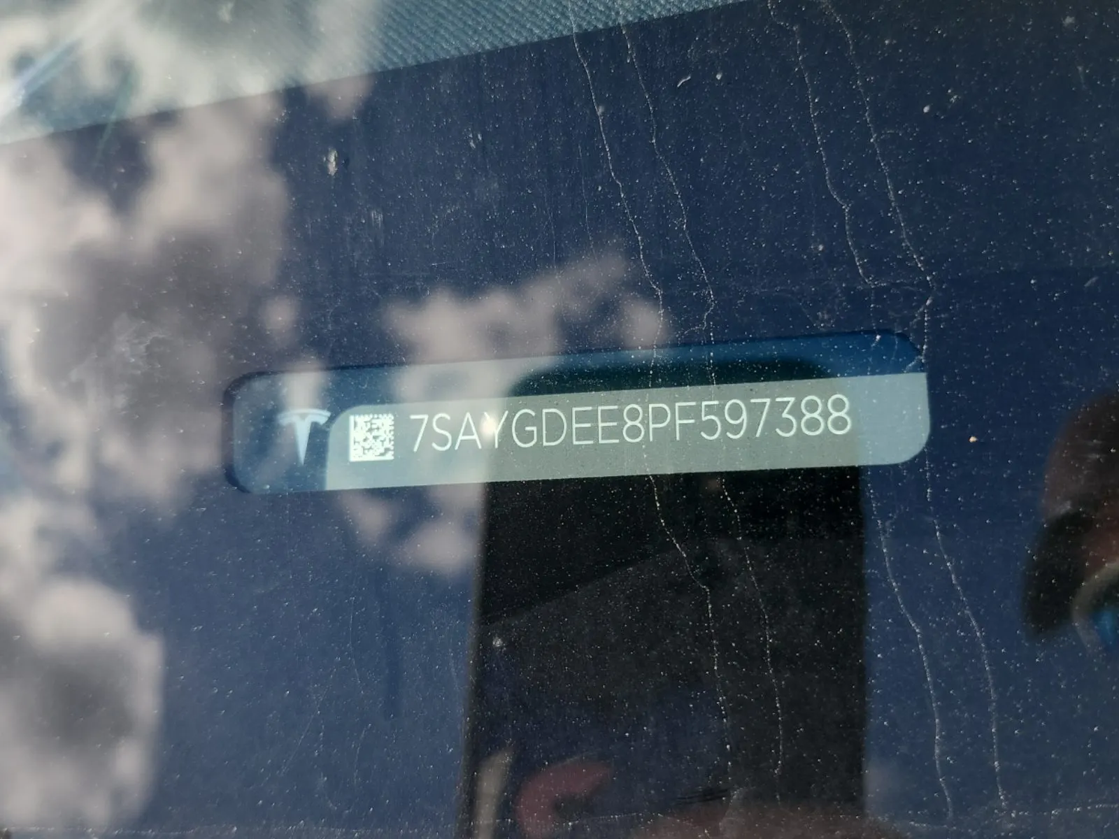 Dash VIN Plate Photo