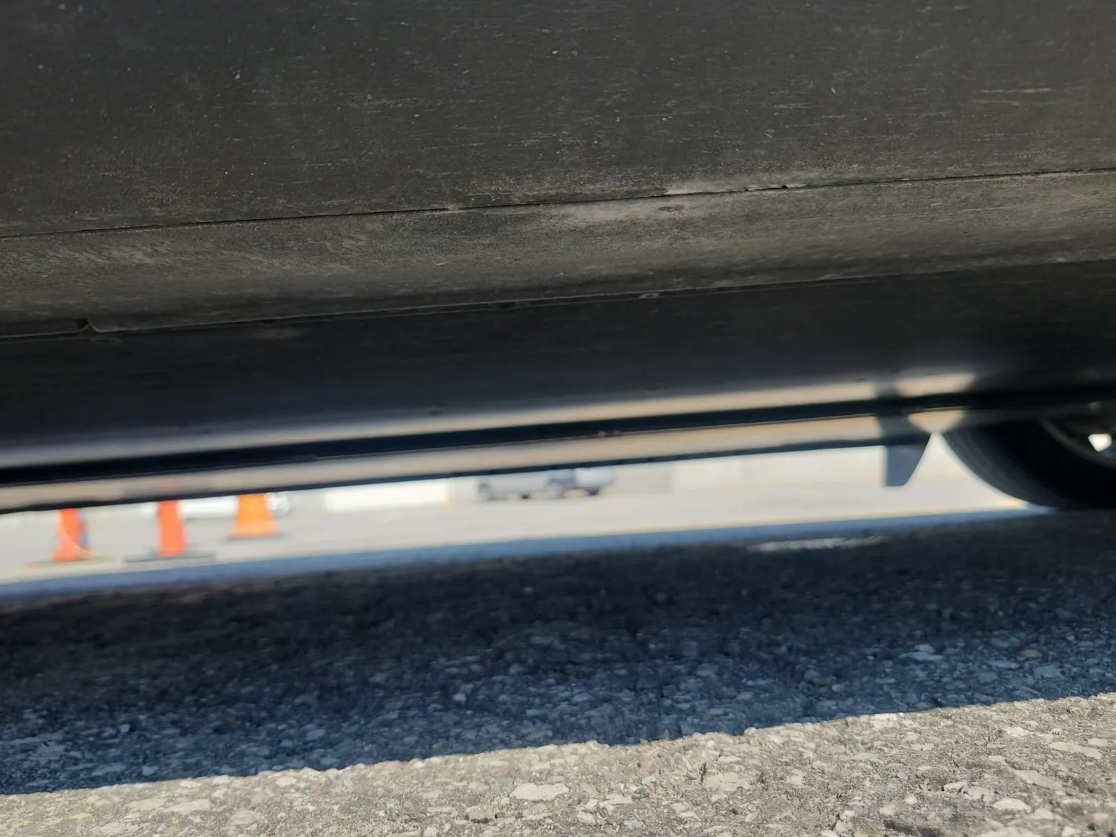 Undercarriage - Passenger Photo