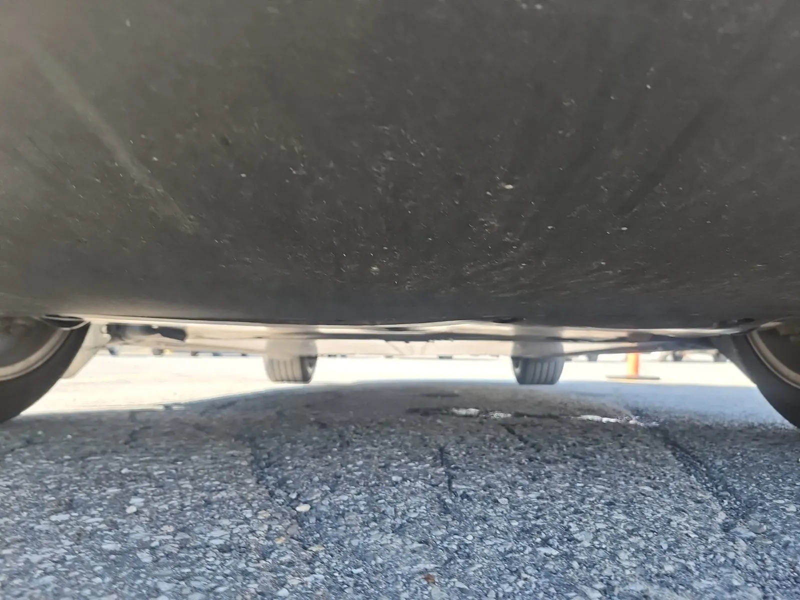 Undercarriage - Front Photo
