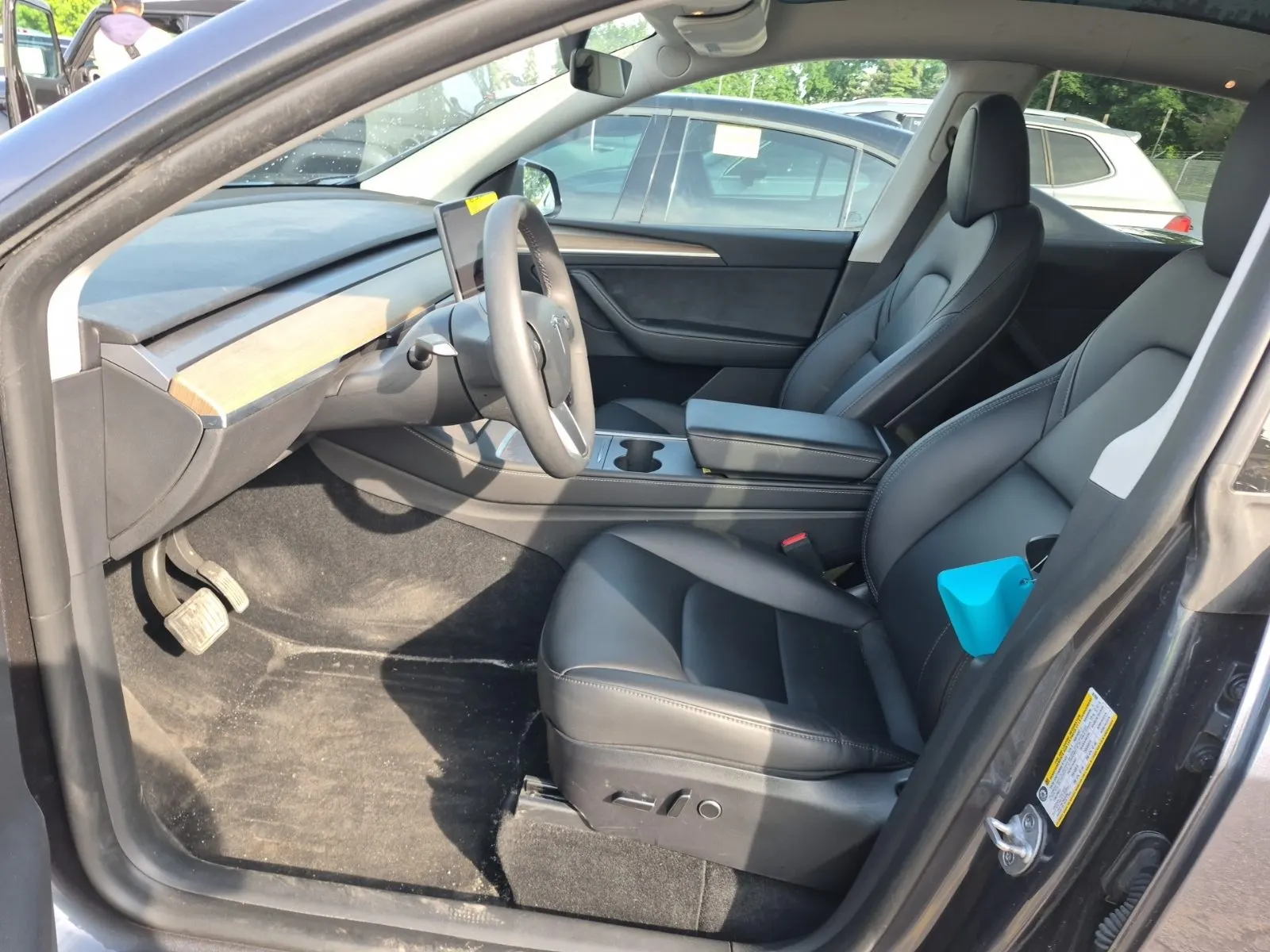 Front Interior Photo
