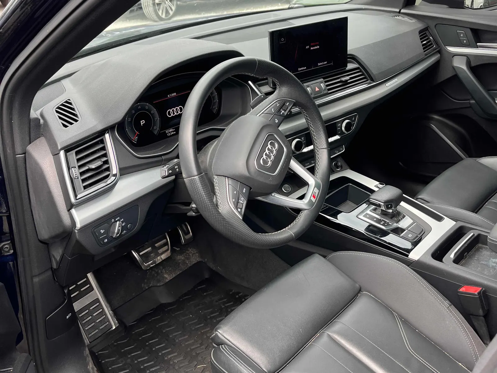 Interior driver side