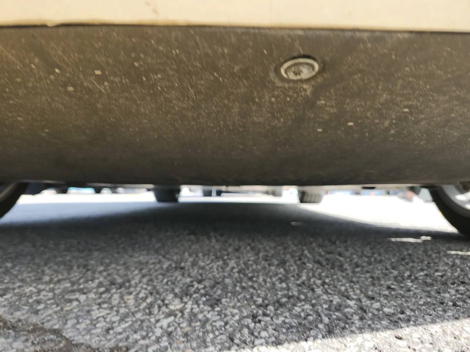 Undercarriage - Front Photo