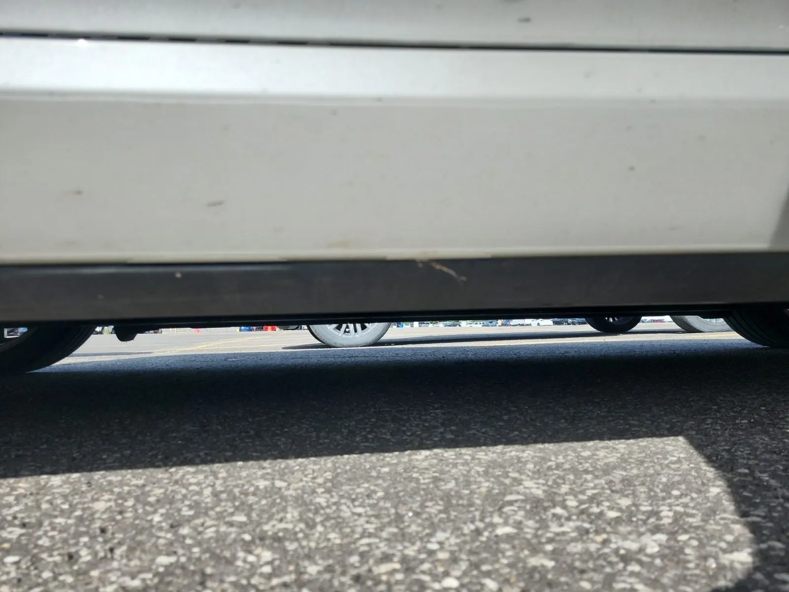 Undercarriage - Driver Photo