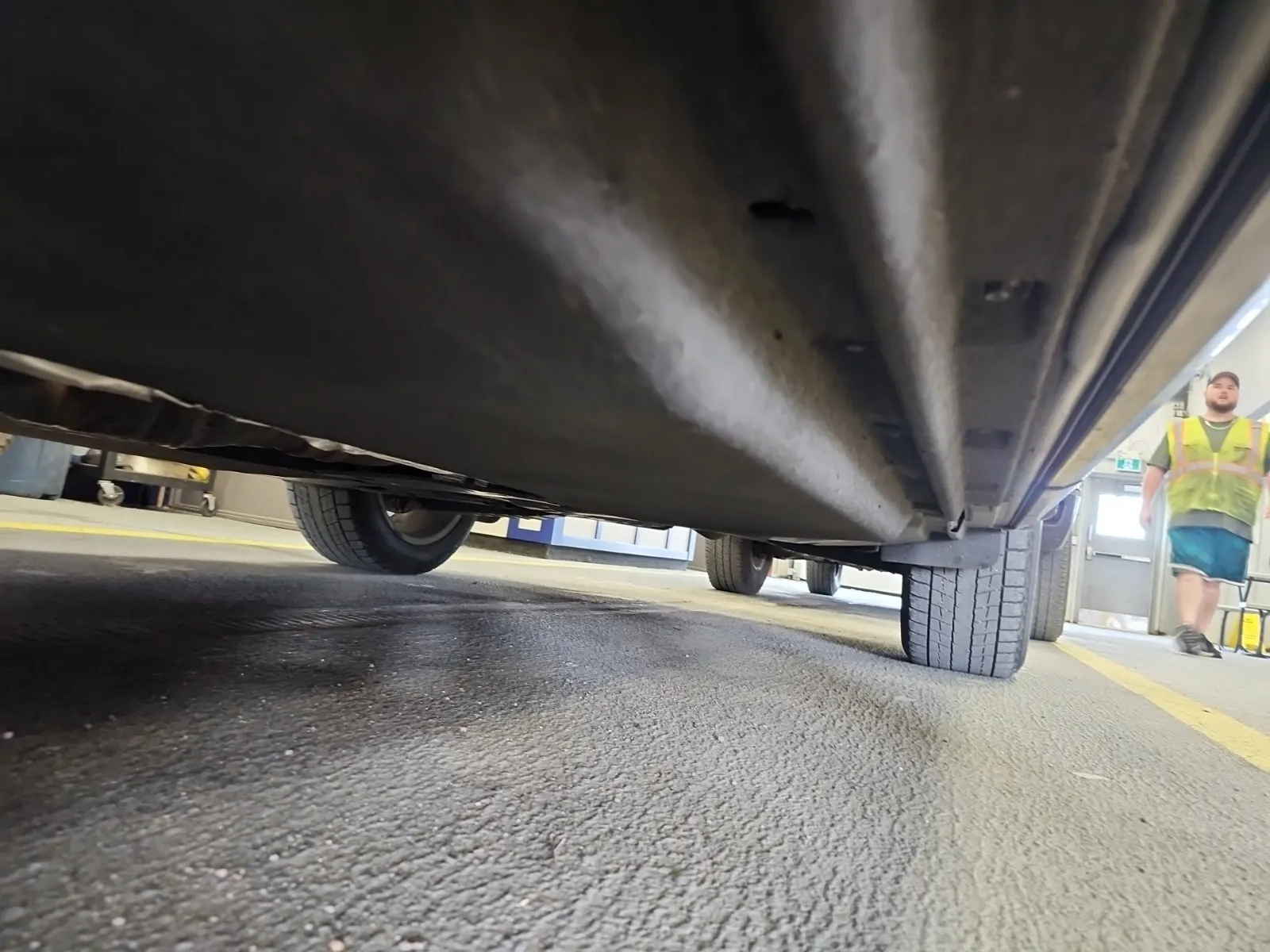 Undercarriage - Driver Photo