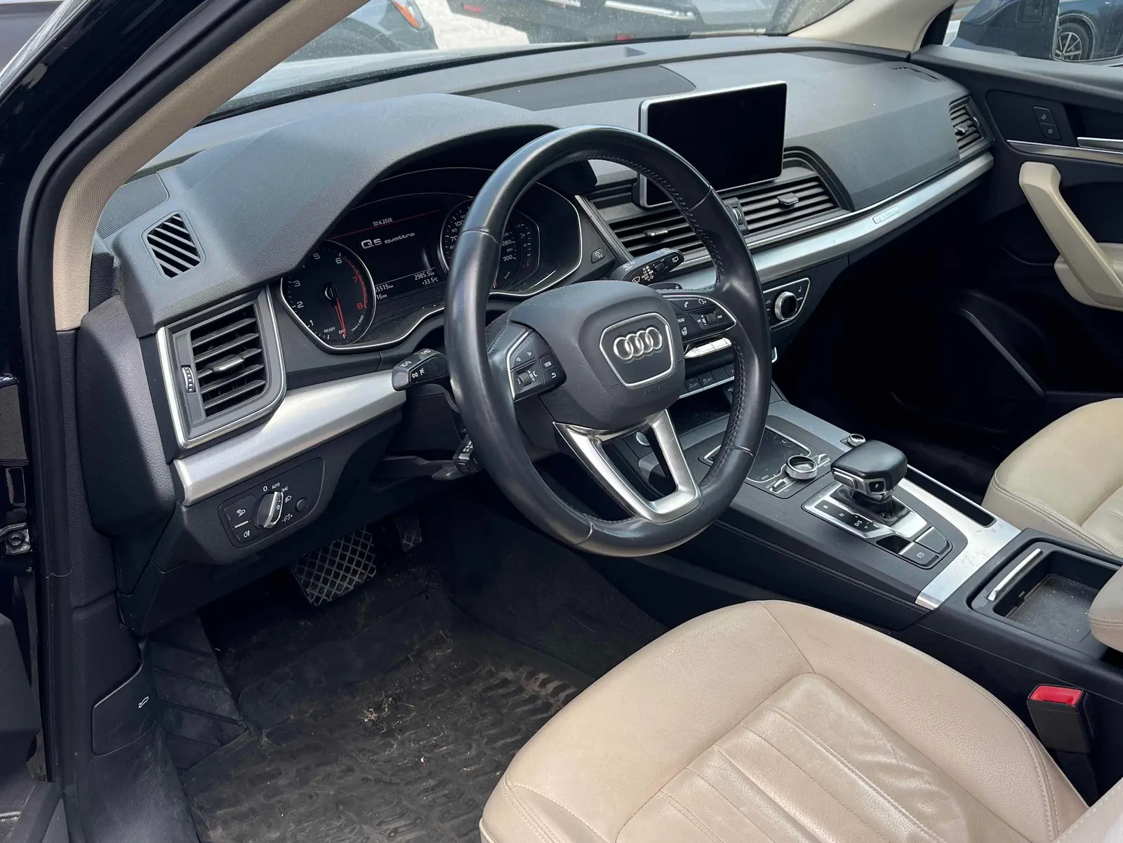Interior driver side