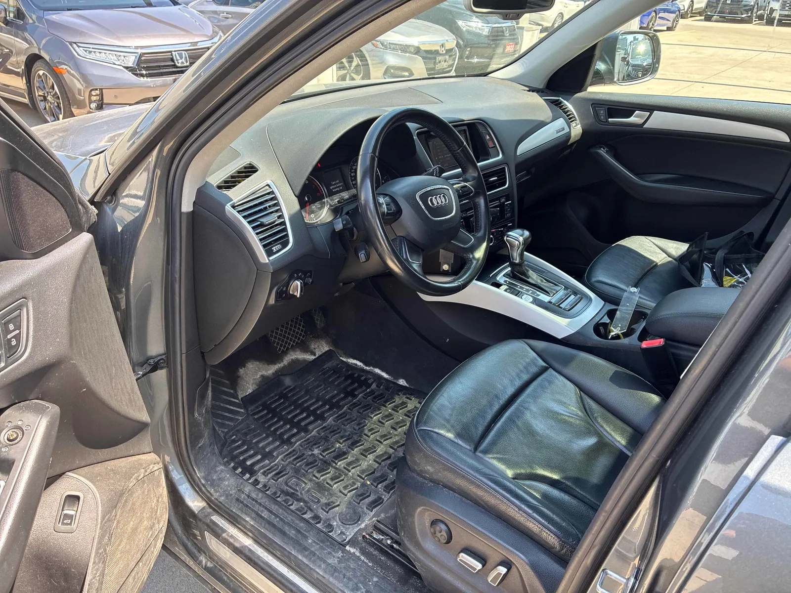 Interior driver side