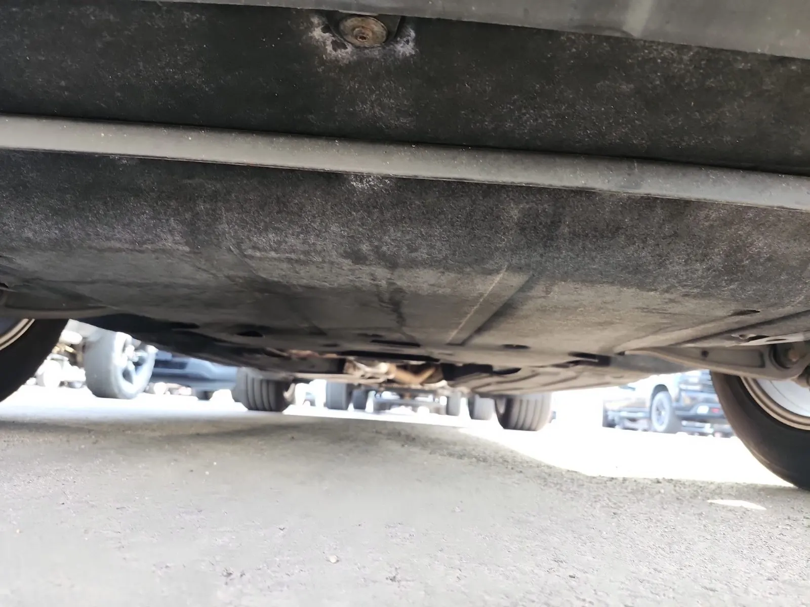 Undercarriage - Front Photo
