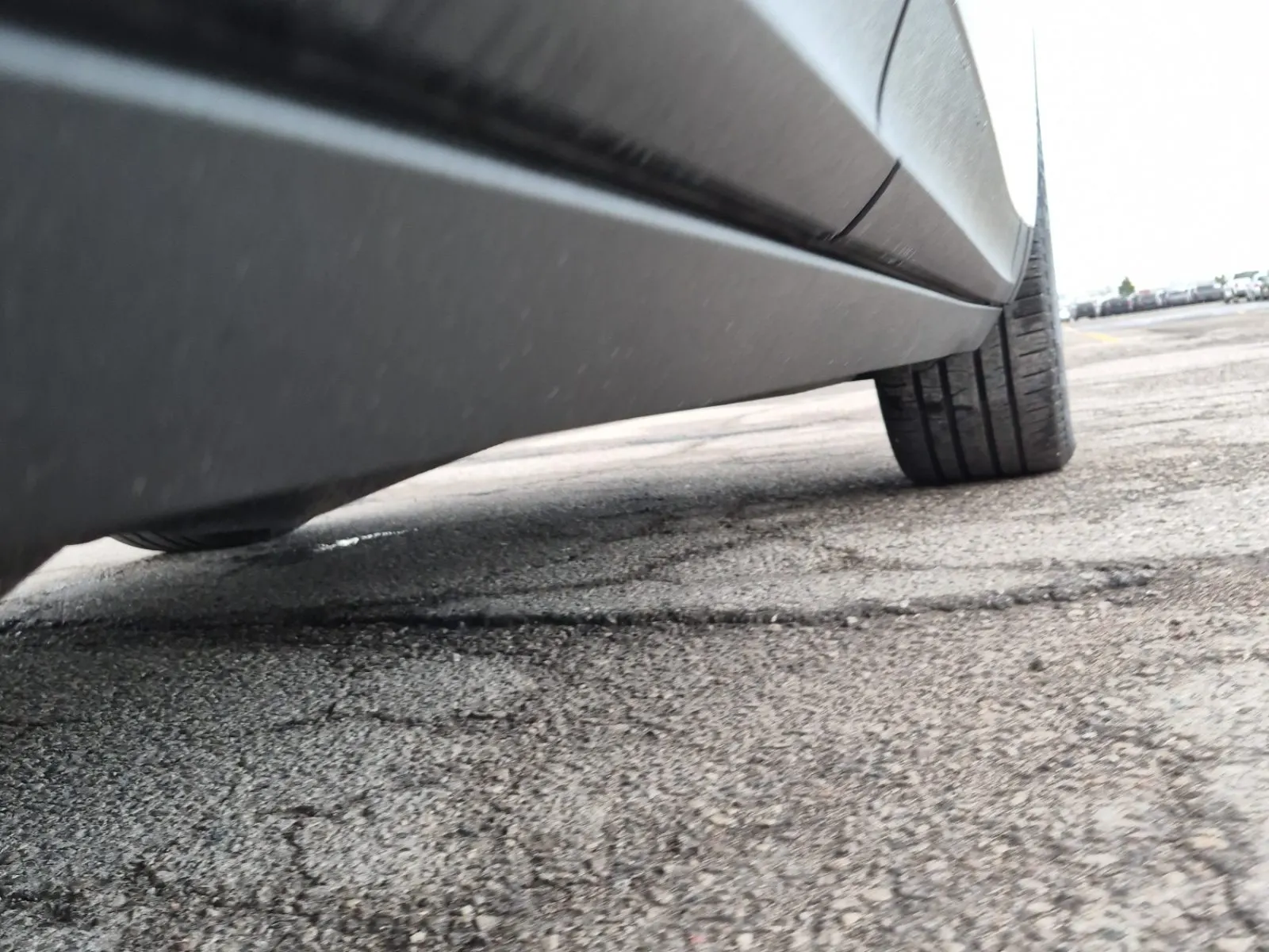 Undercarriage - Passenger Photo