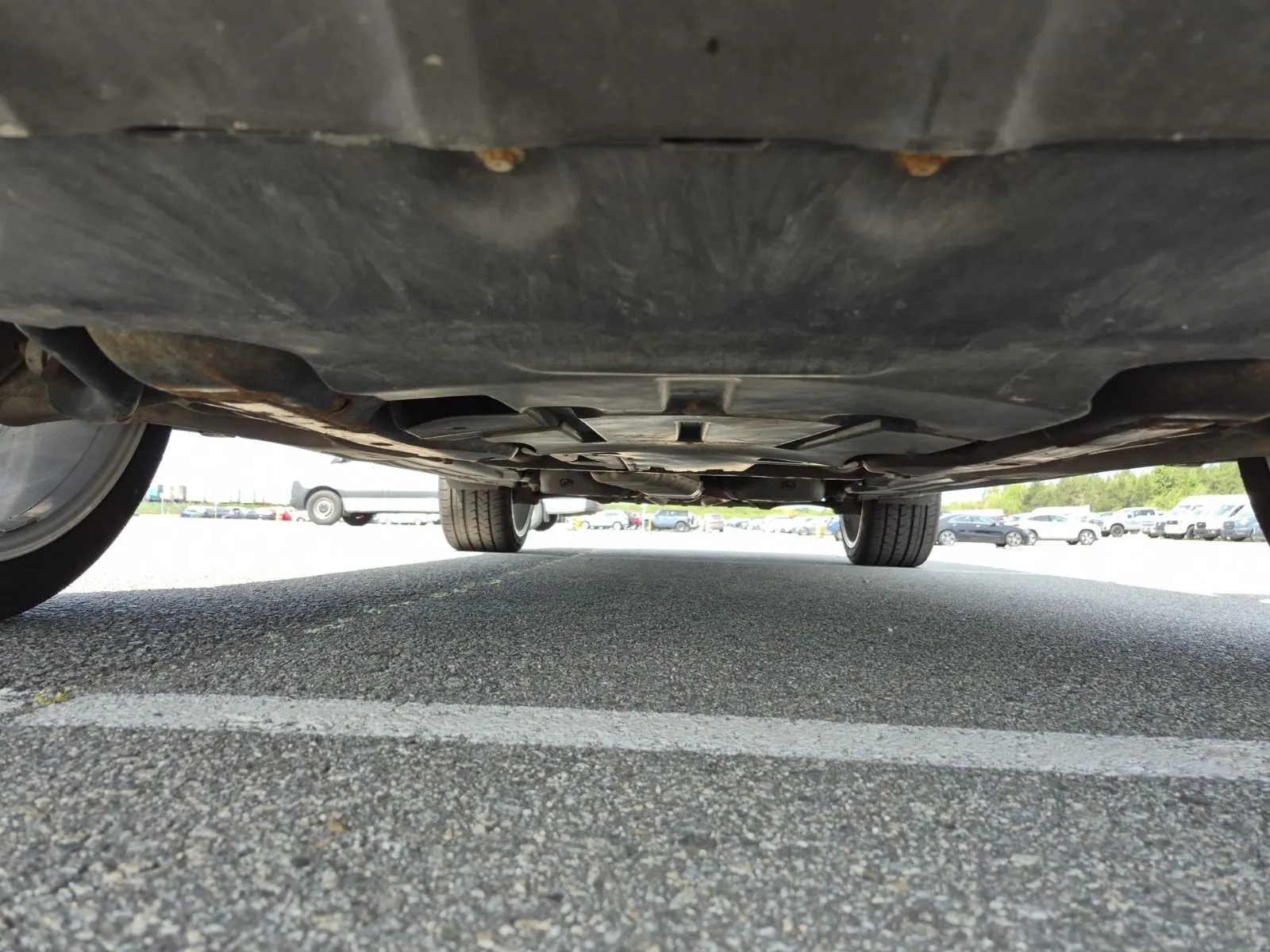Undercarriage - Front Photo