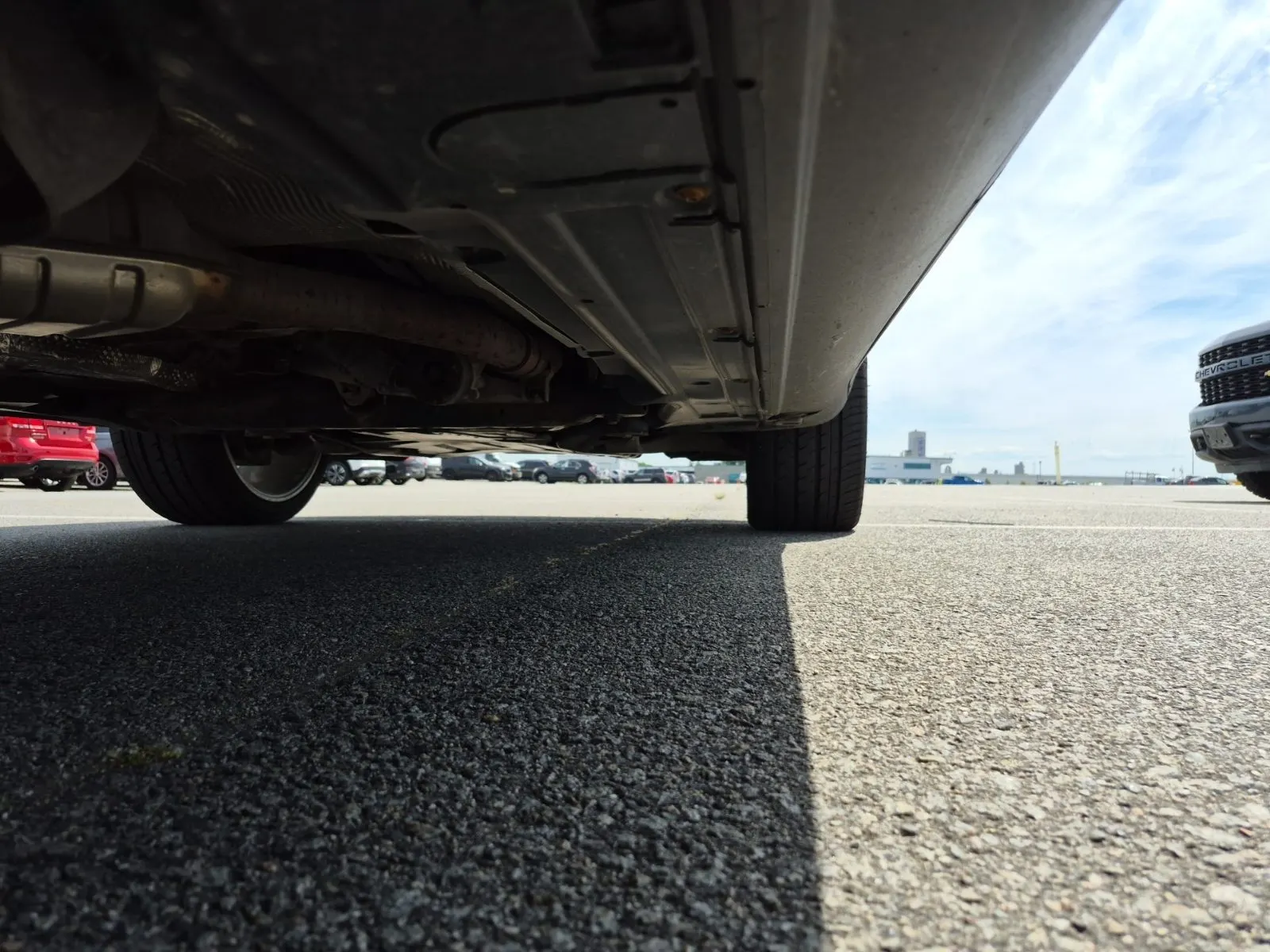 Undercarriage - Passenger Photo