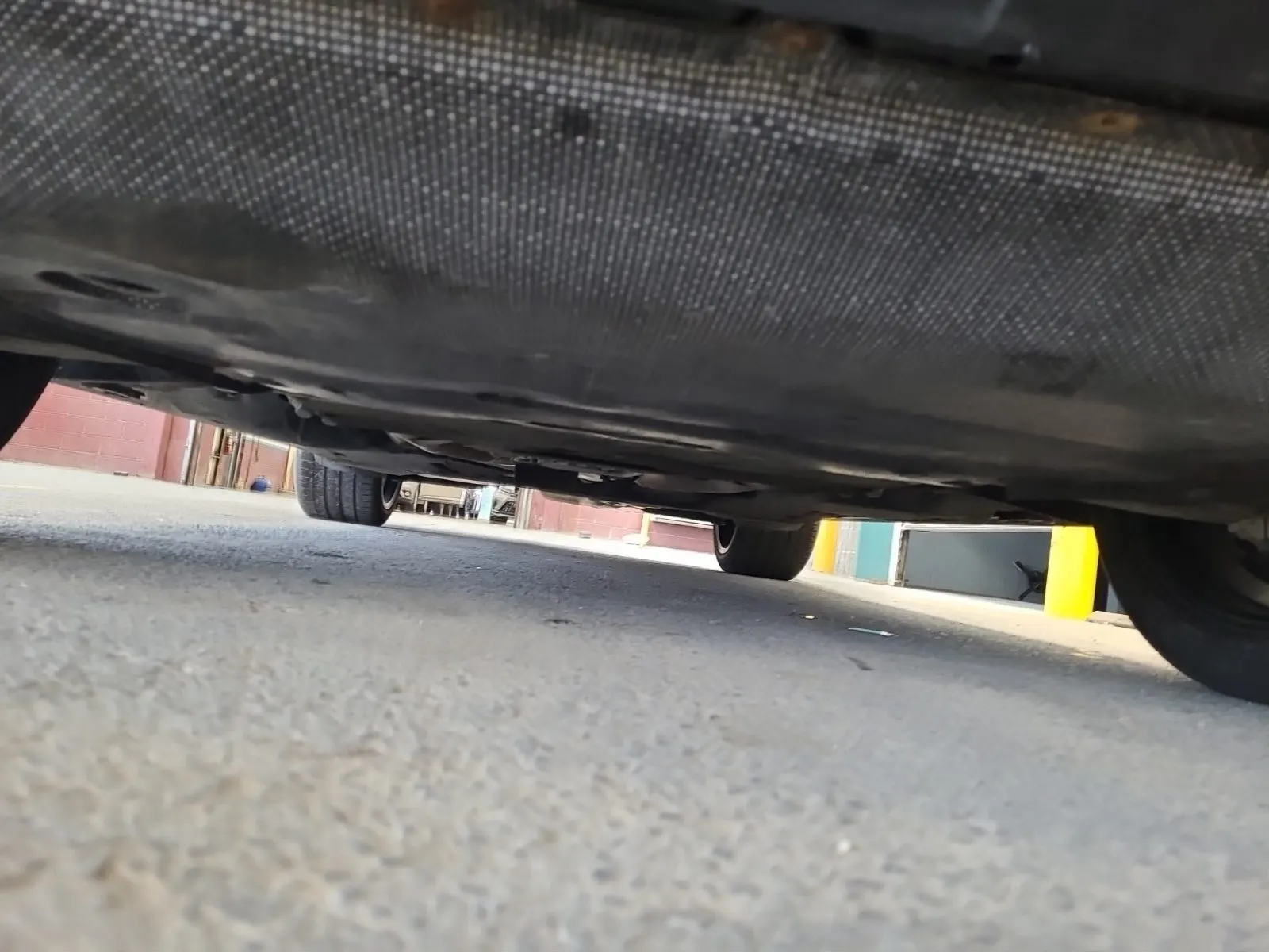 Undercarriage - Front Photo