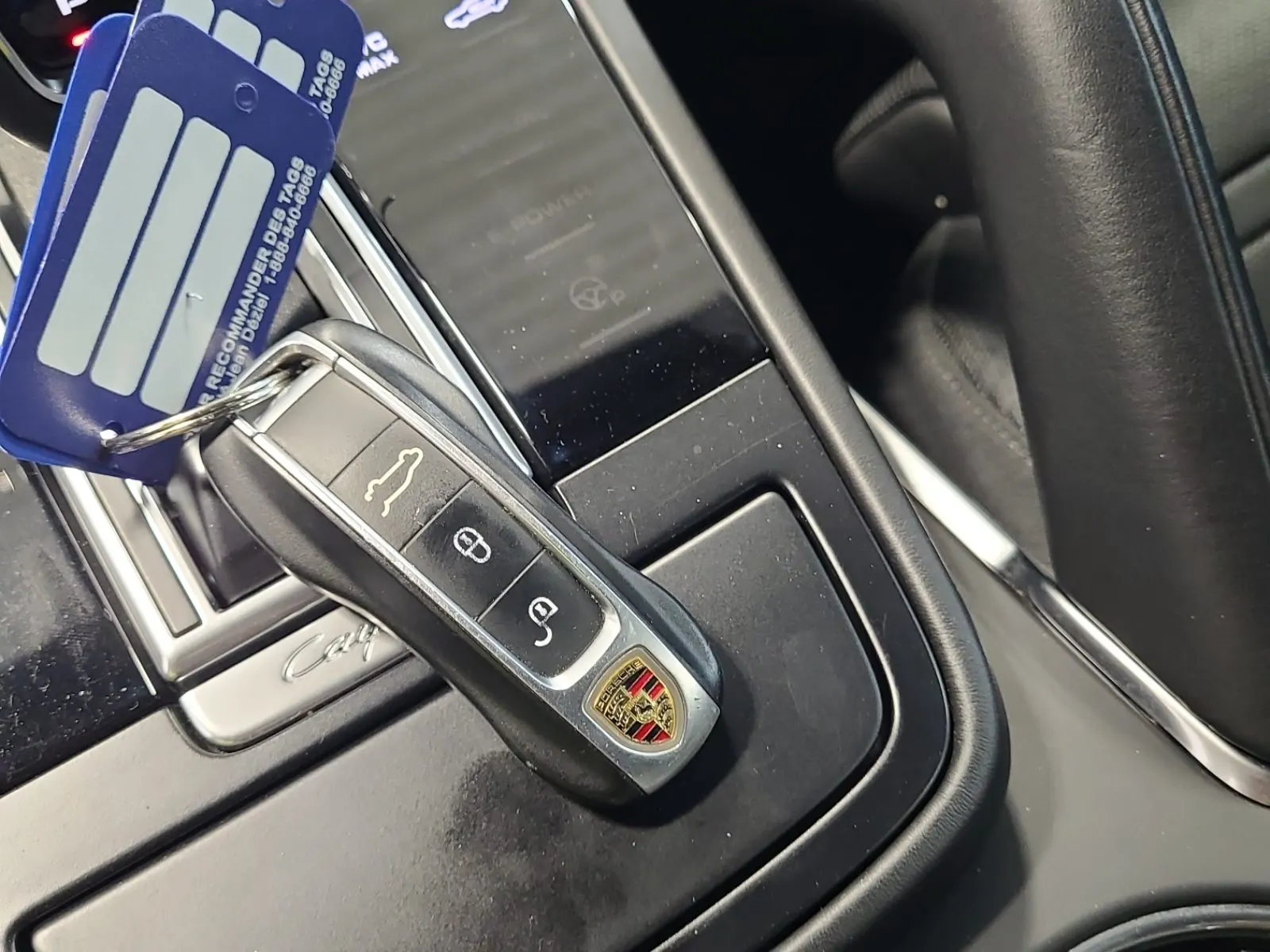 Keys/Fobs/Manual Photo