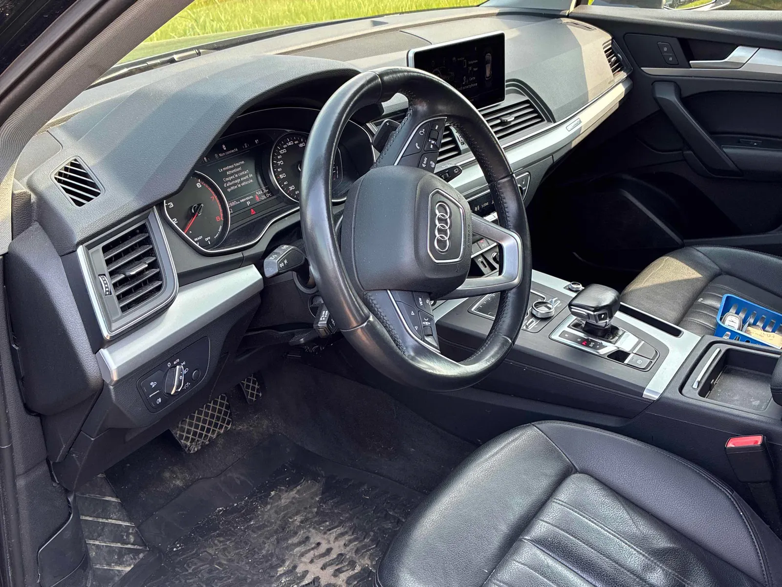 Interior driver side