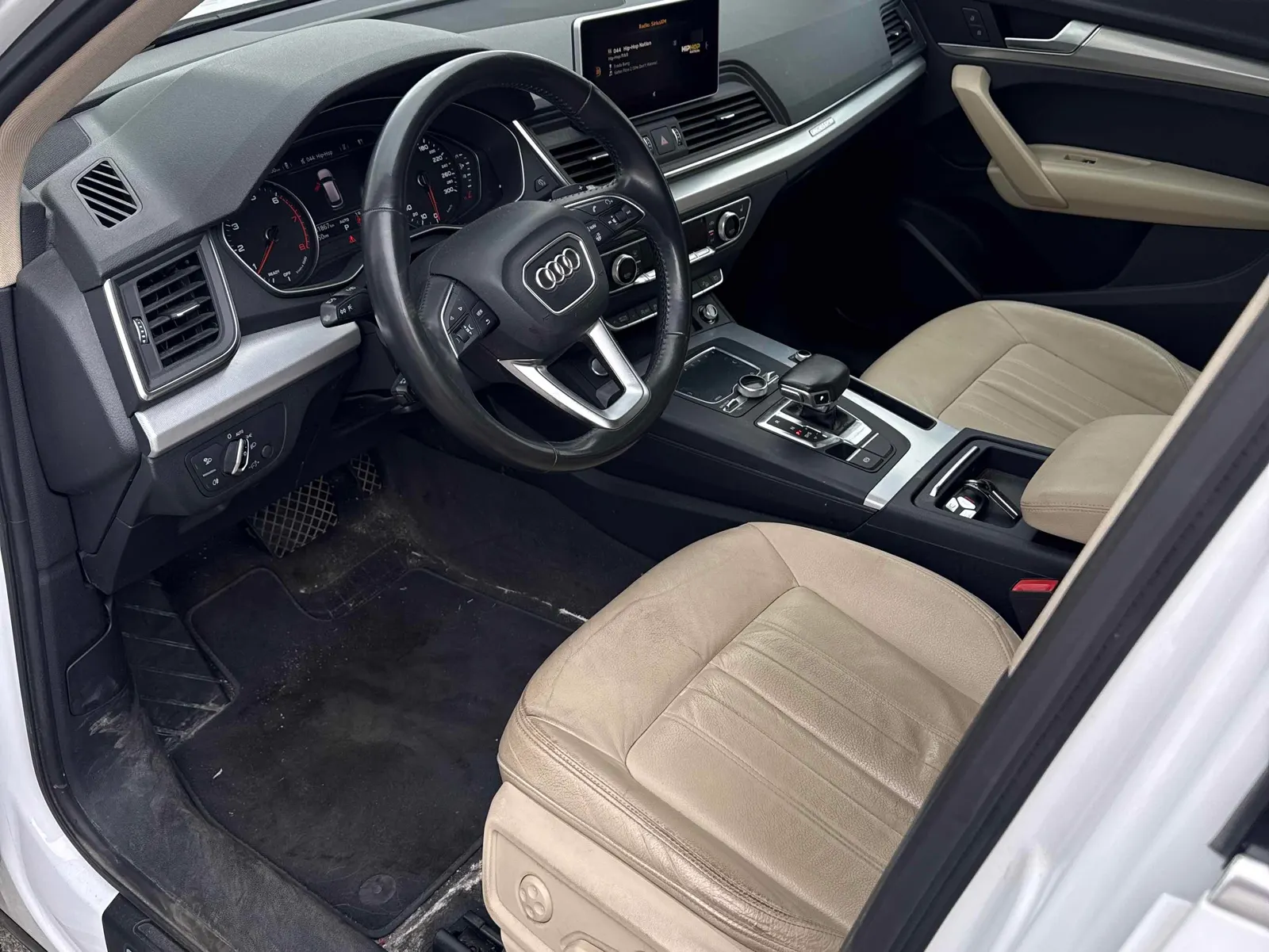 Interior driver side
