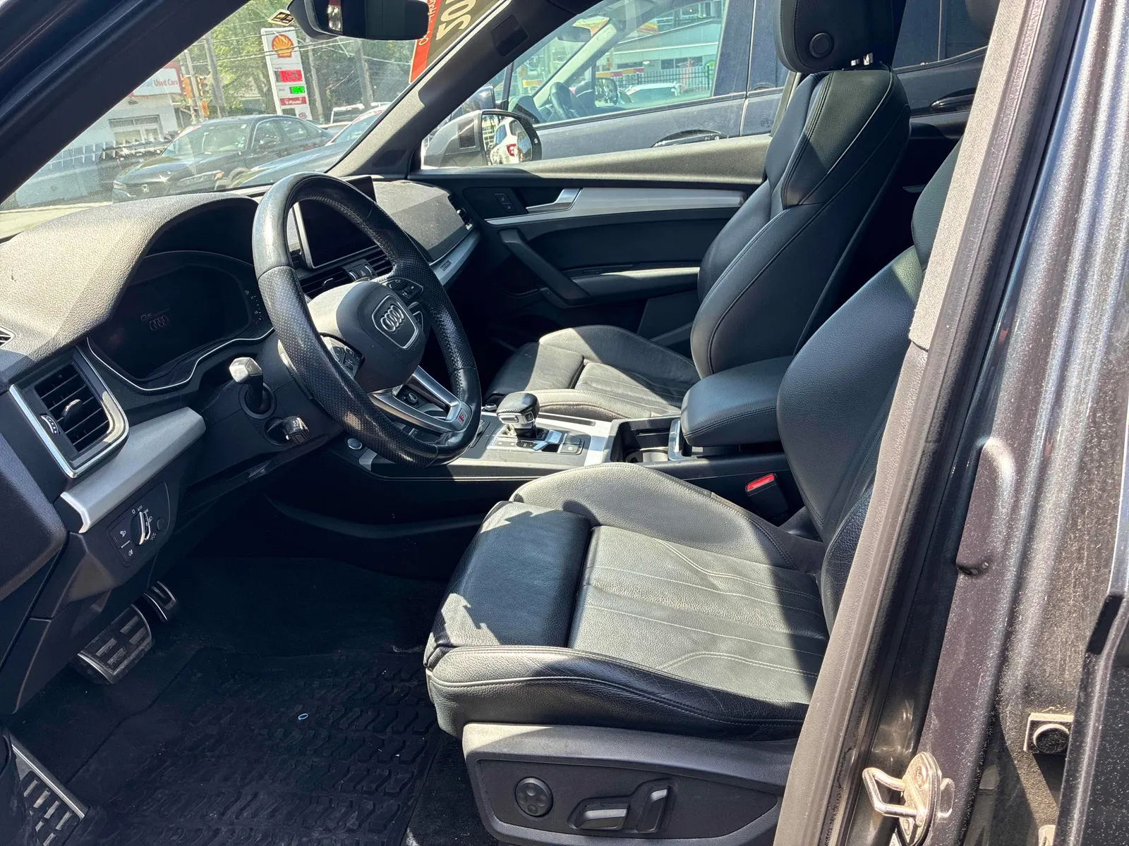 Interior driver side