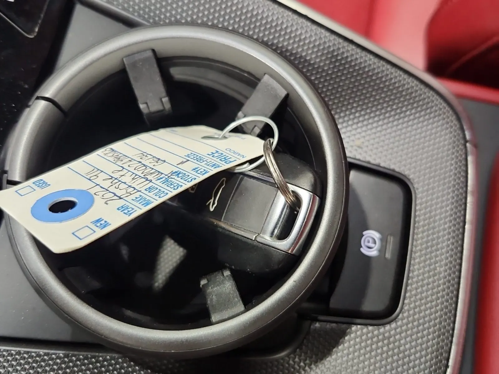 Keys/Fobs/Manual Photo