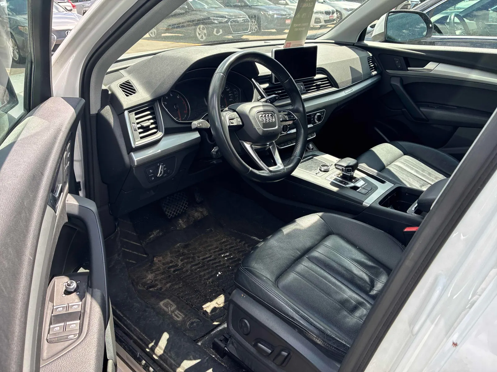 Interior driver side