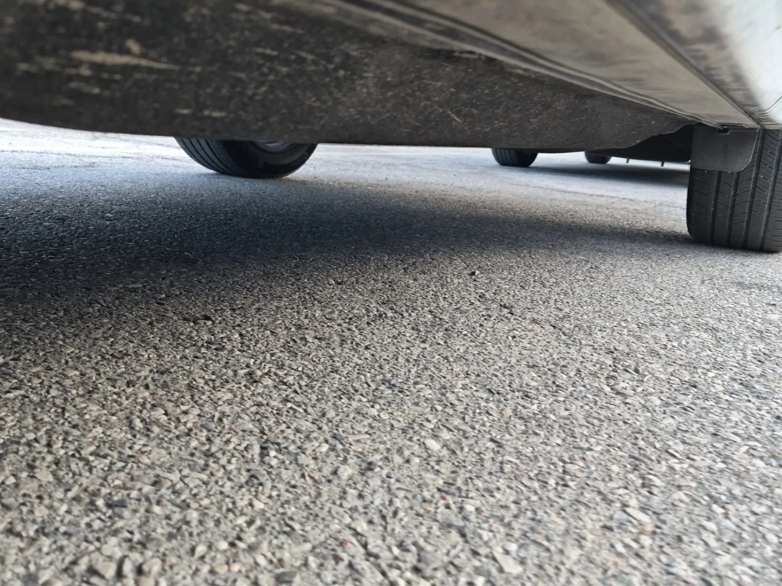 Undercarriage - Driver Photo