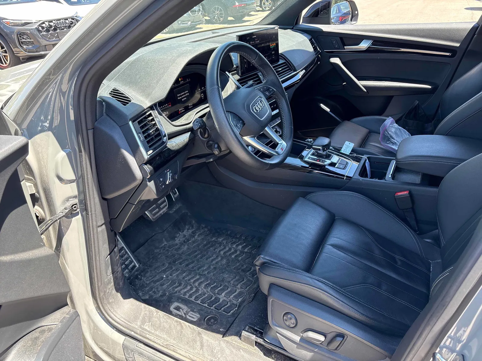 Interior driver side
