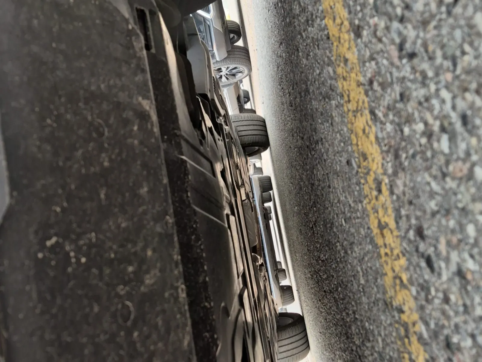 Undercarriage - Front Photo