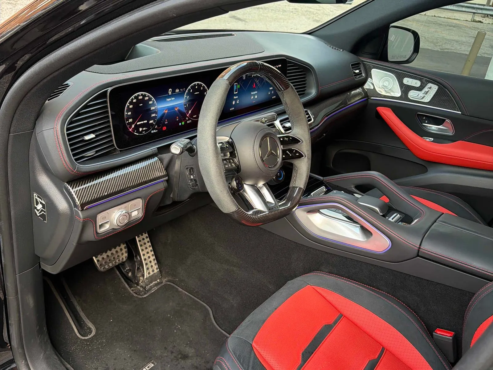 Interior driver side