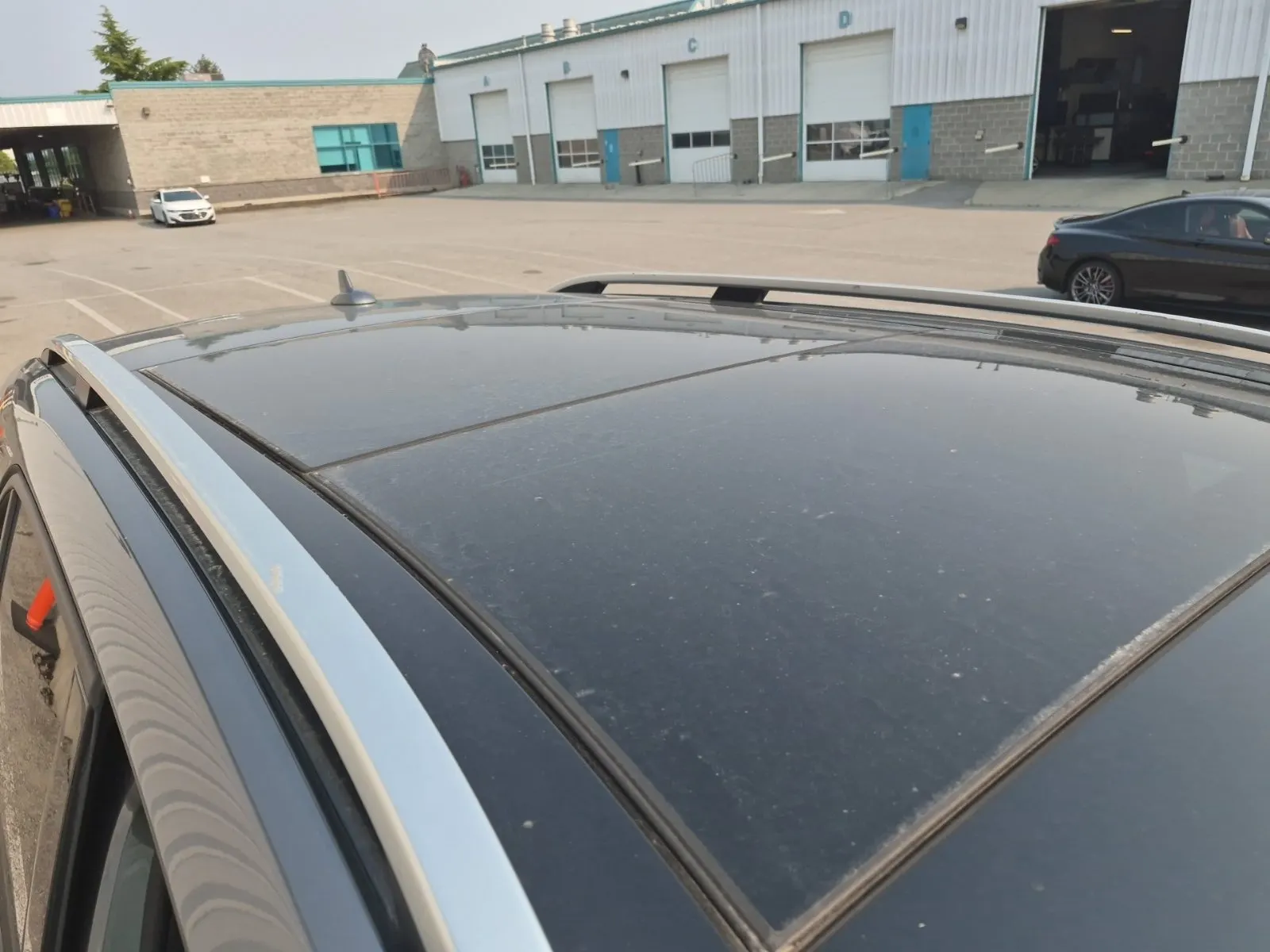 Exterior Roof Photo