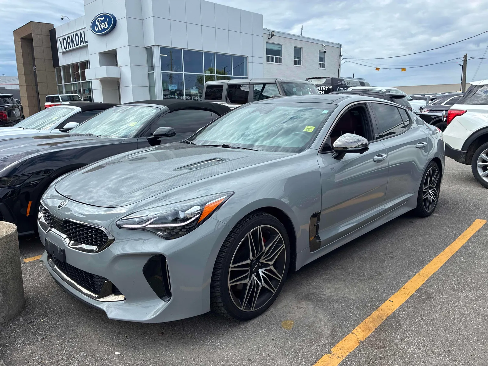 2023 Kia Stinger